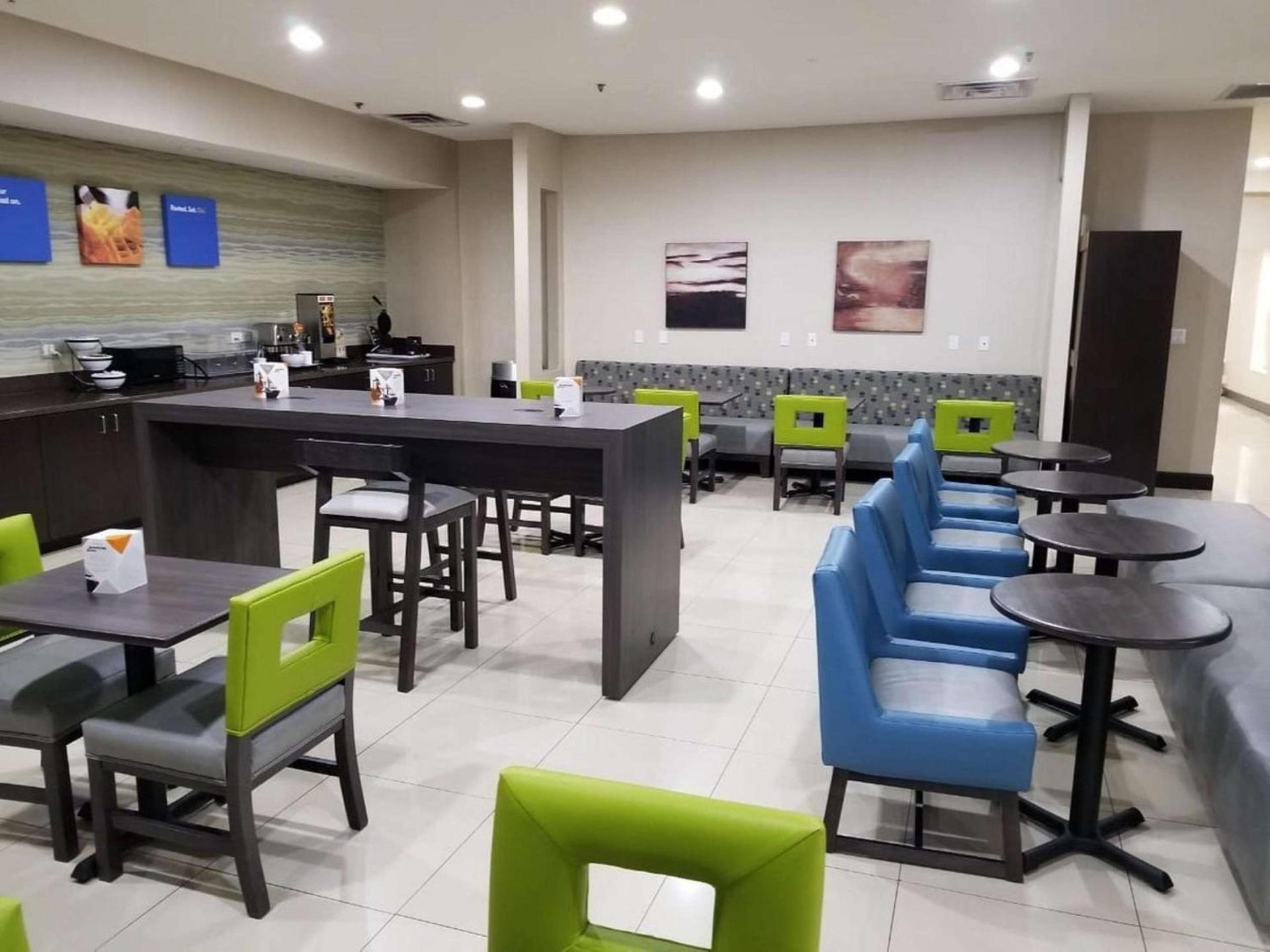 Quality Inn Corydon photo 24