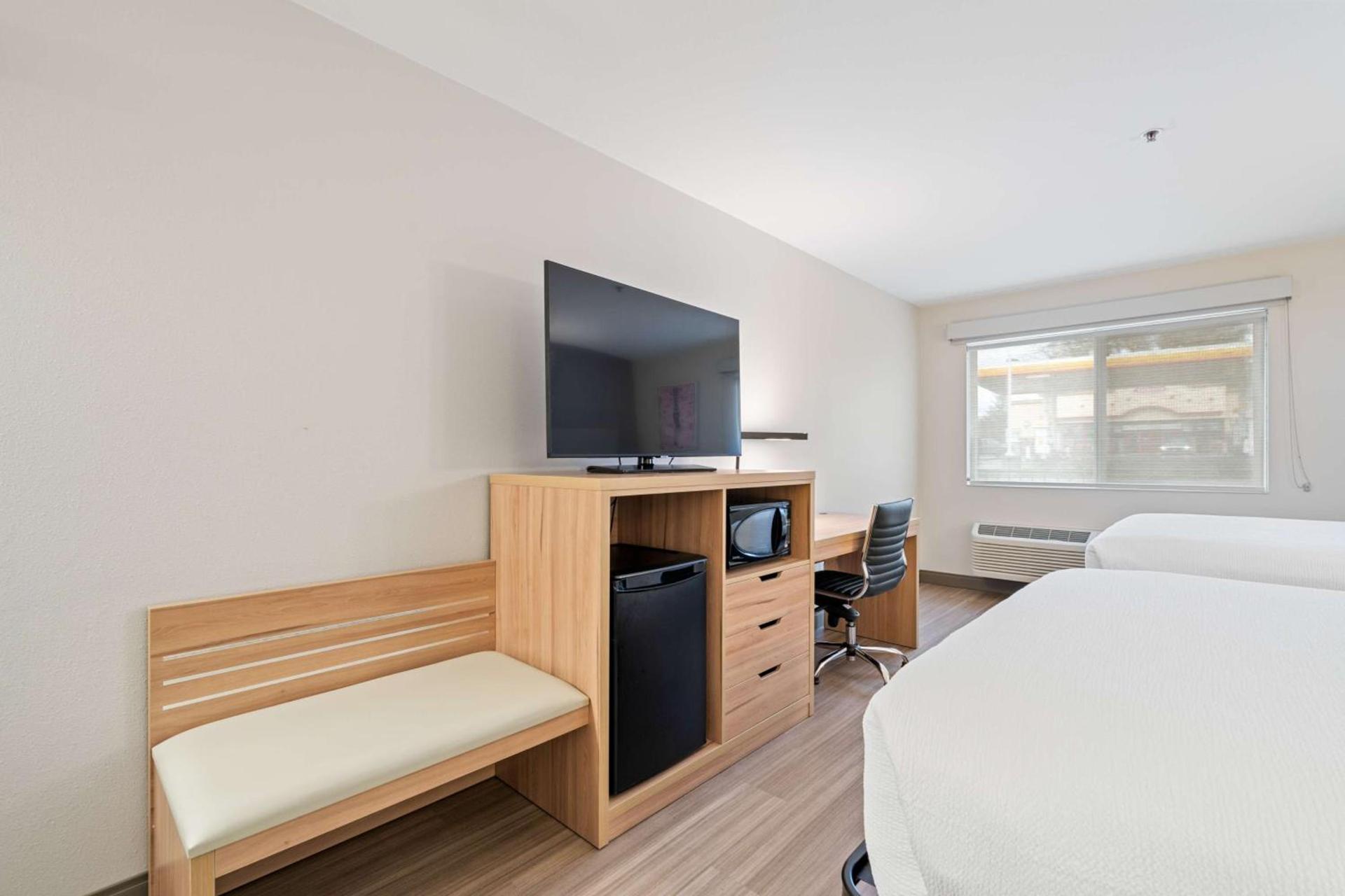 Best Western Lake Oswego Hotel & Suites photo 23