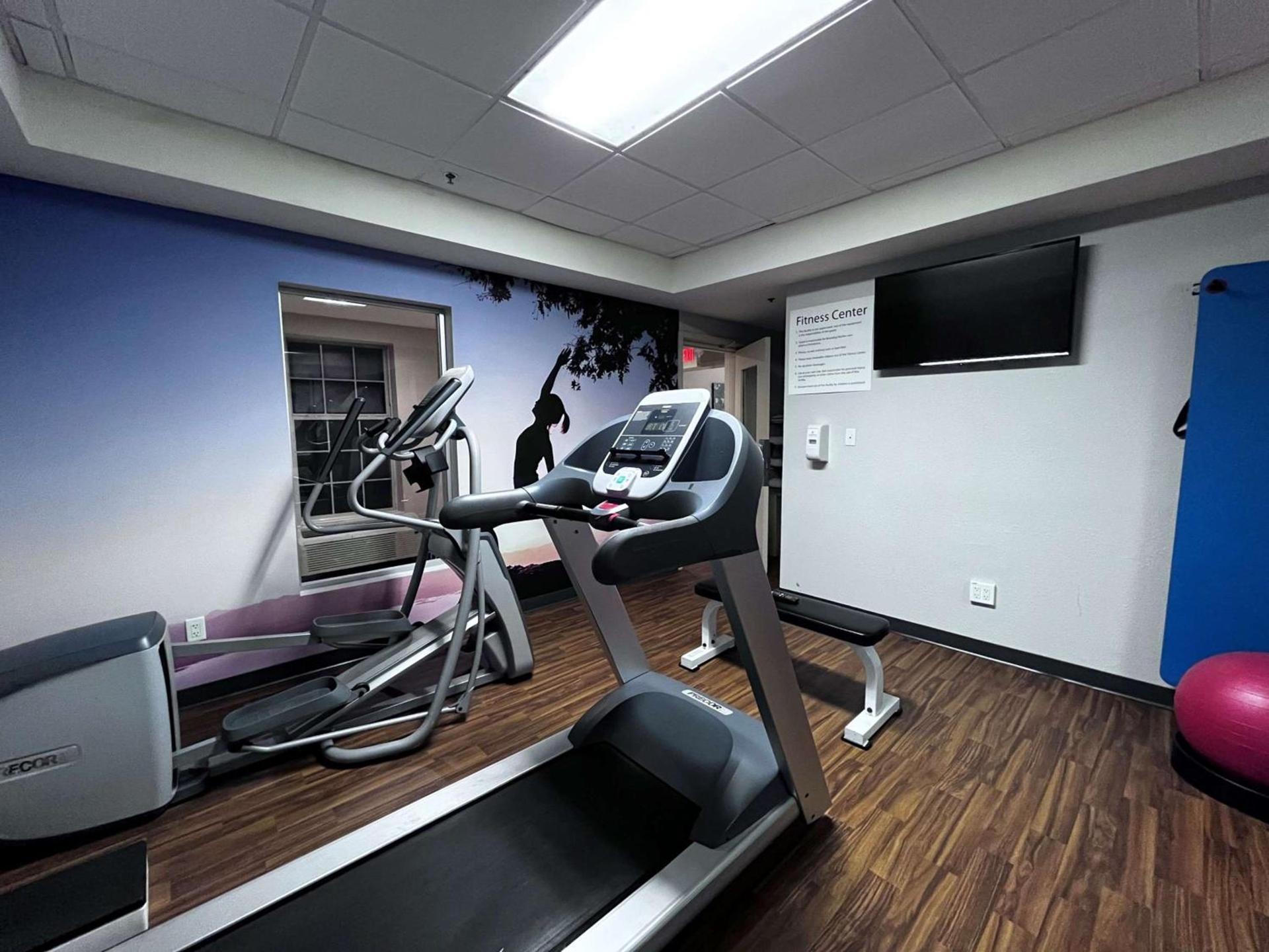 Quality Inn Corydon photo 21