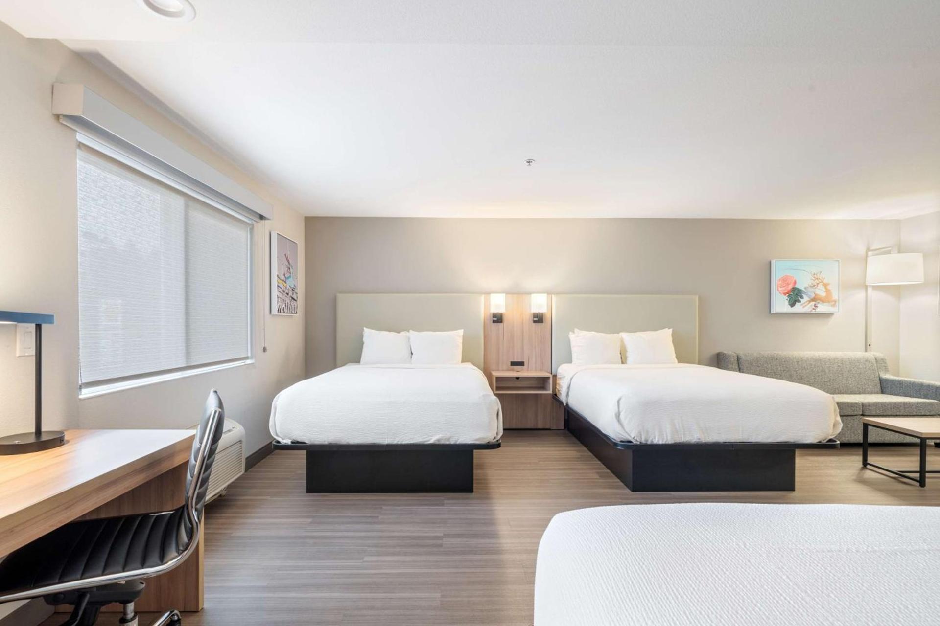 Best Western Lake Oswego Hotel & Suites photo 25