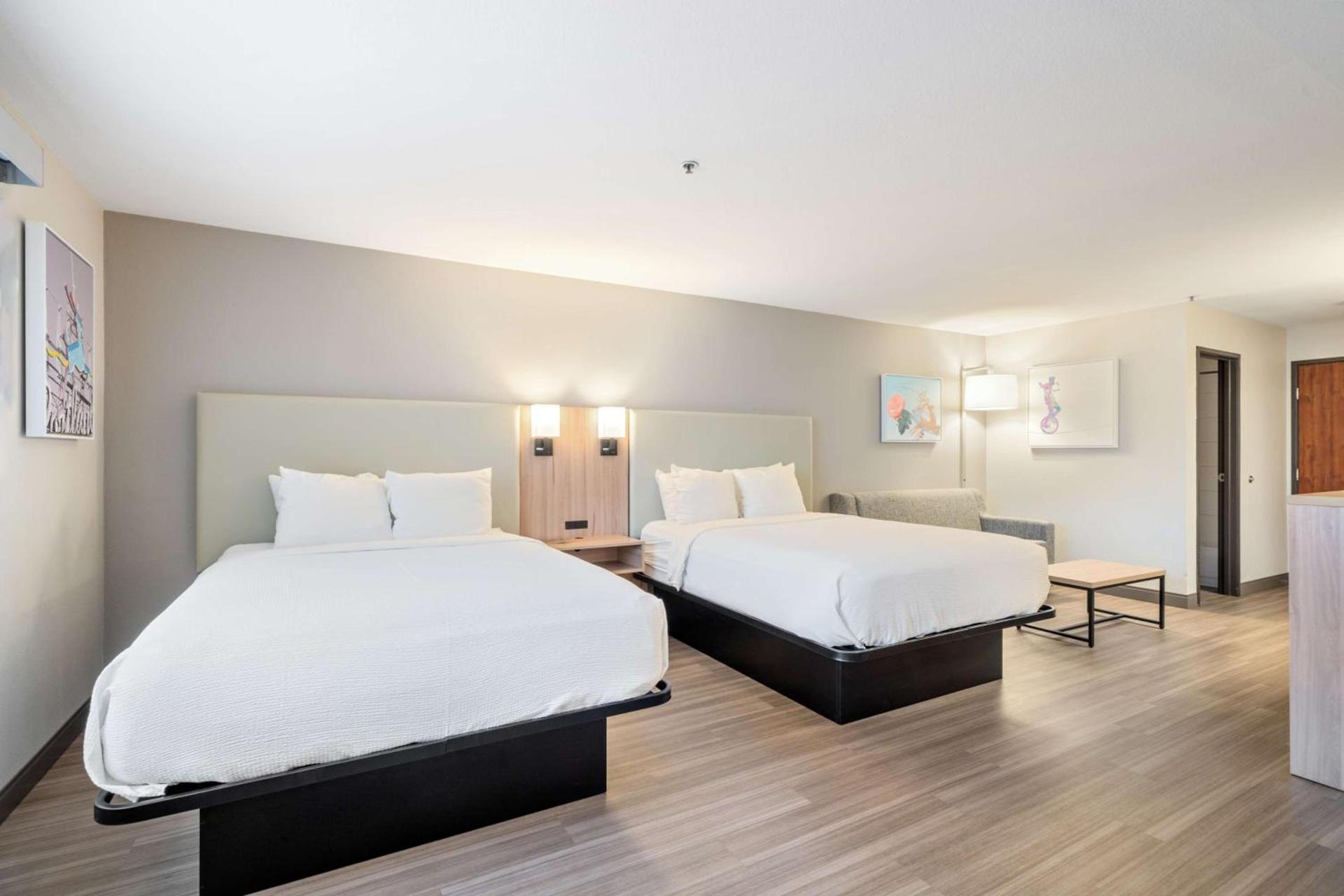 Best Western Lake Oswego Hotel & Suites photo 27