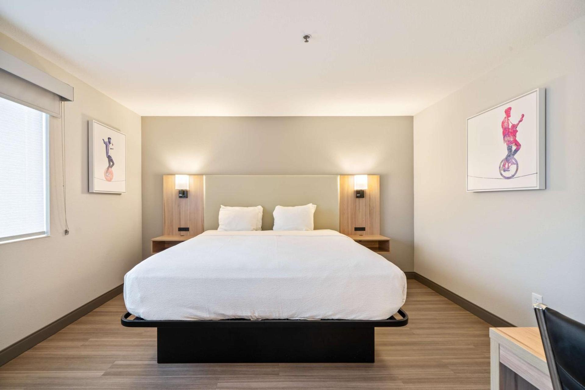 Best Western Lake Oswego Hotel & Suites photo 38