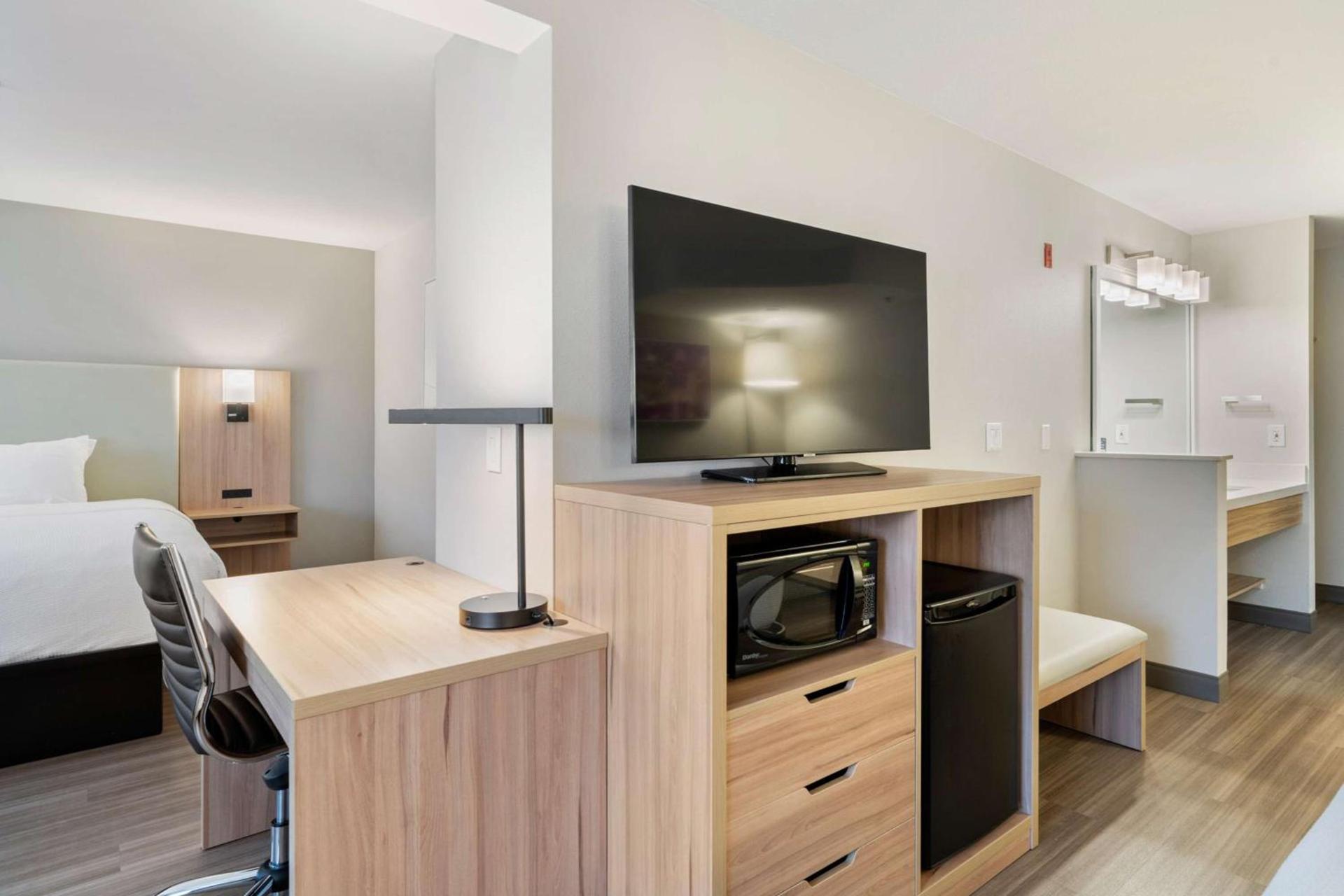 Best Western Lake Oswego Hotel & Suites photo 42