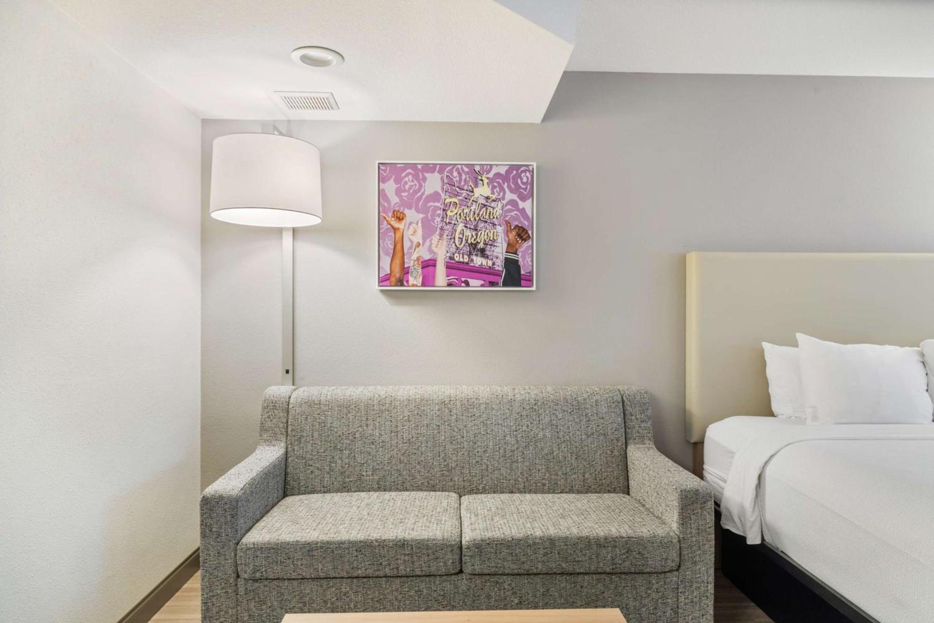 Best Western Lake Oswego Hotel & Suites photo 44