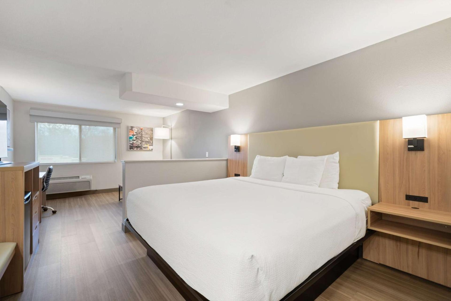 Best Western Lake Oswego Hotel & Suites photo 52
