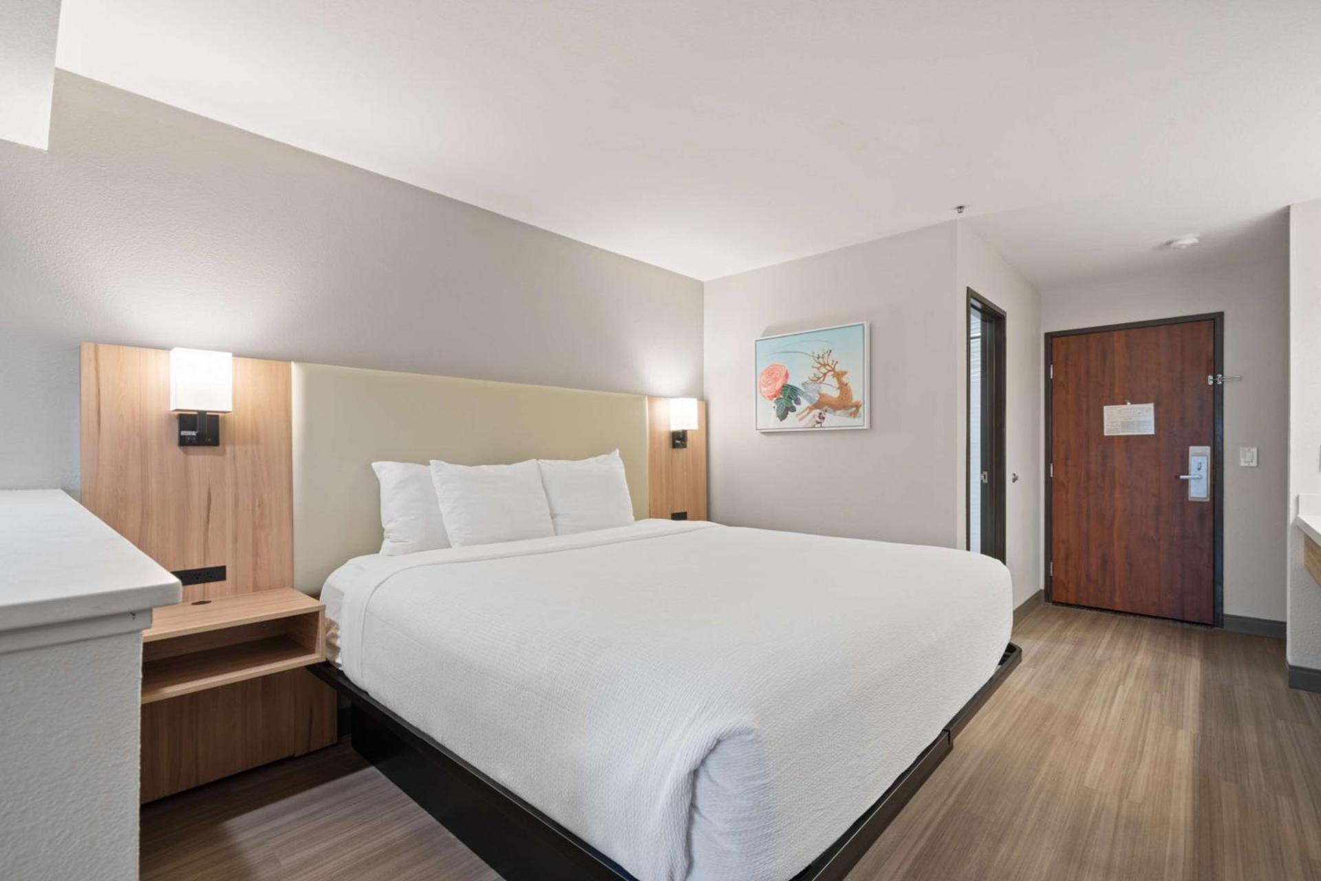 Best Western Lake Oswego Hotel & Suites photo 54