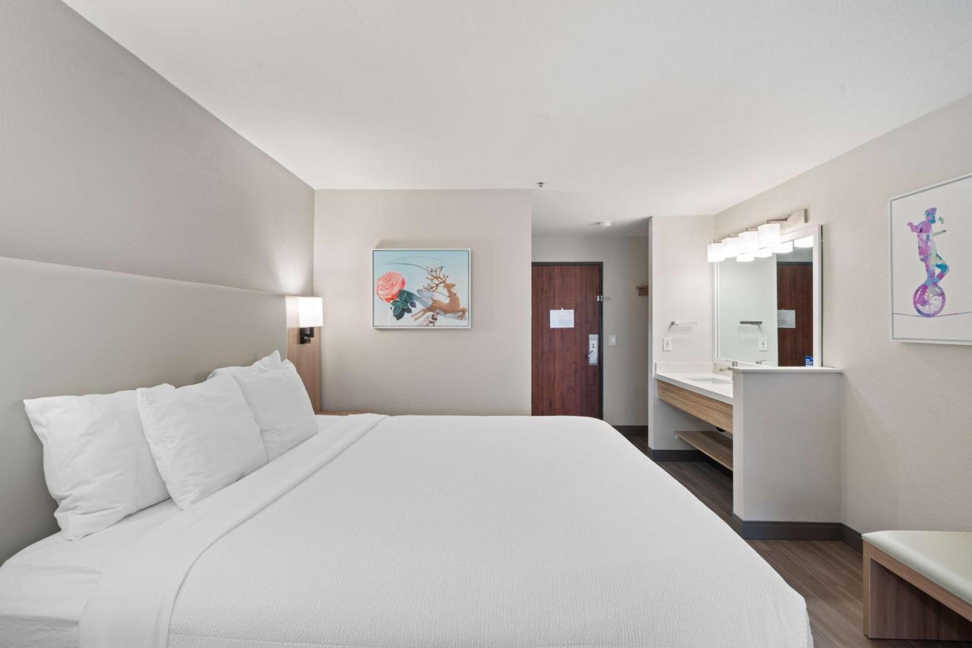Best Western Lake Oswego Hotel & Suites photo 59