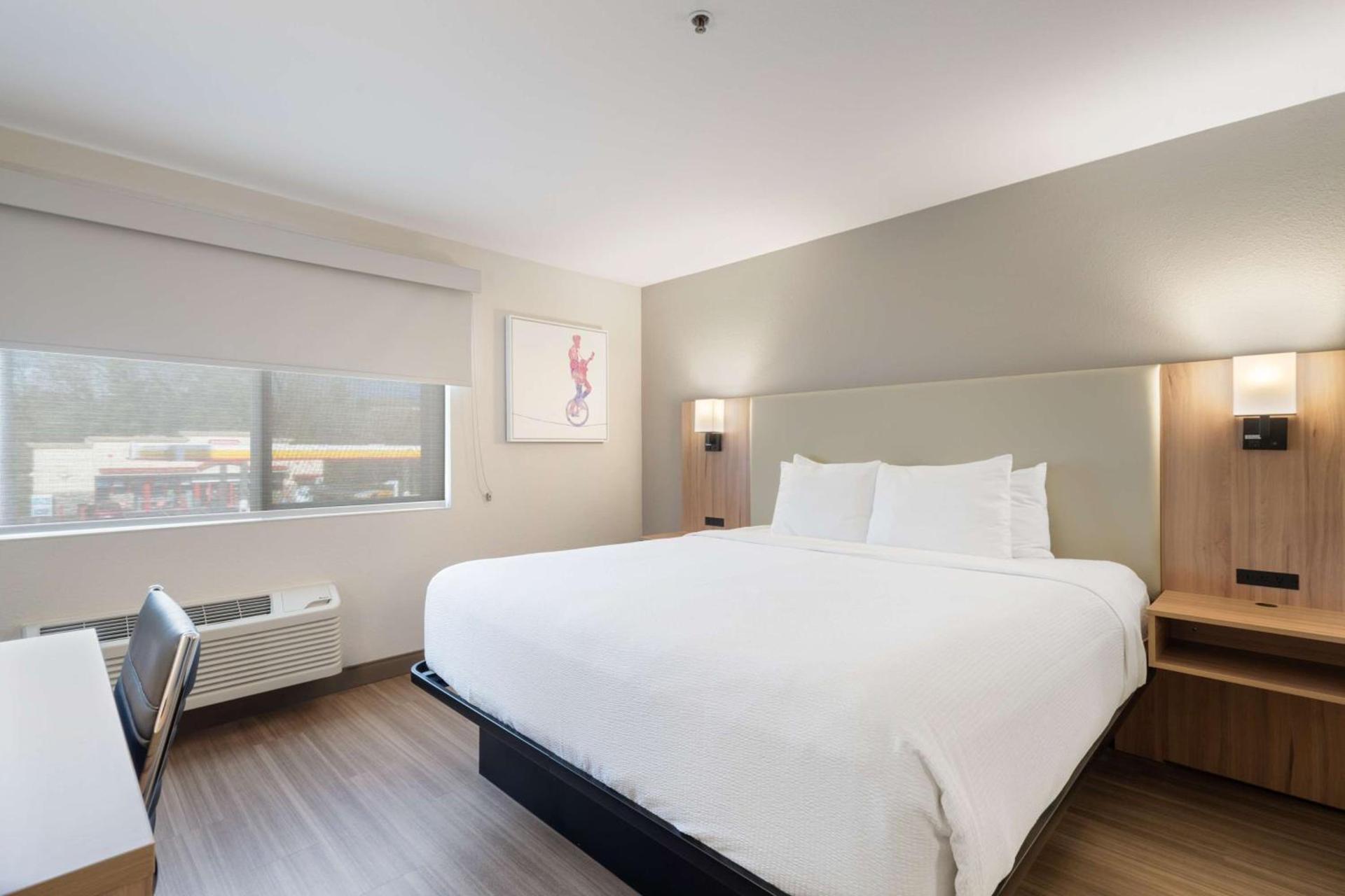 Best Western Lake Oswego Hotel & Suites photo 64