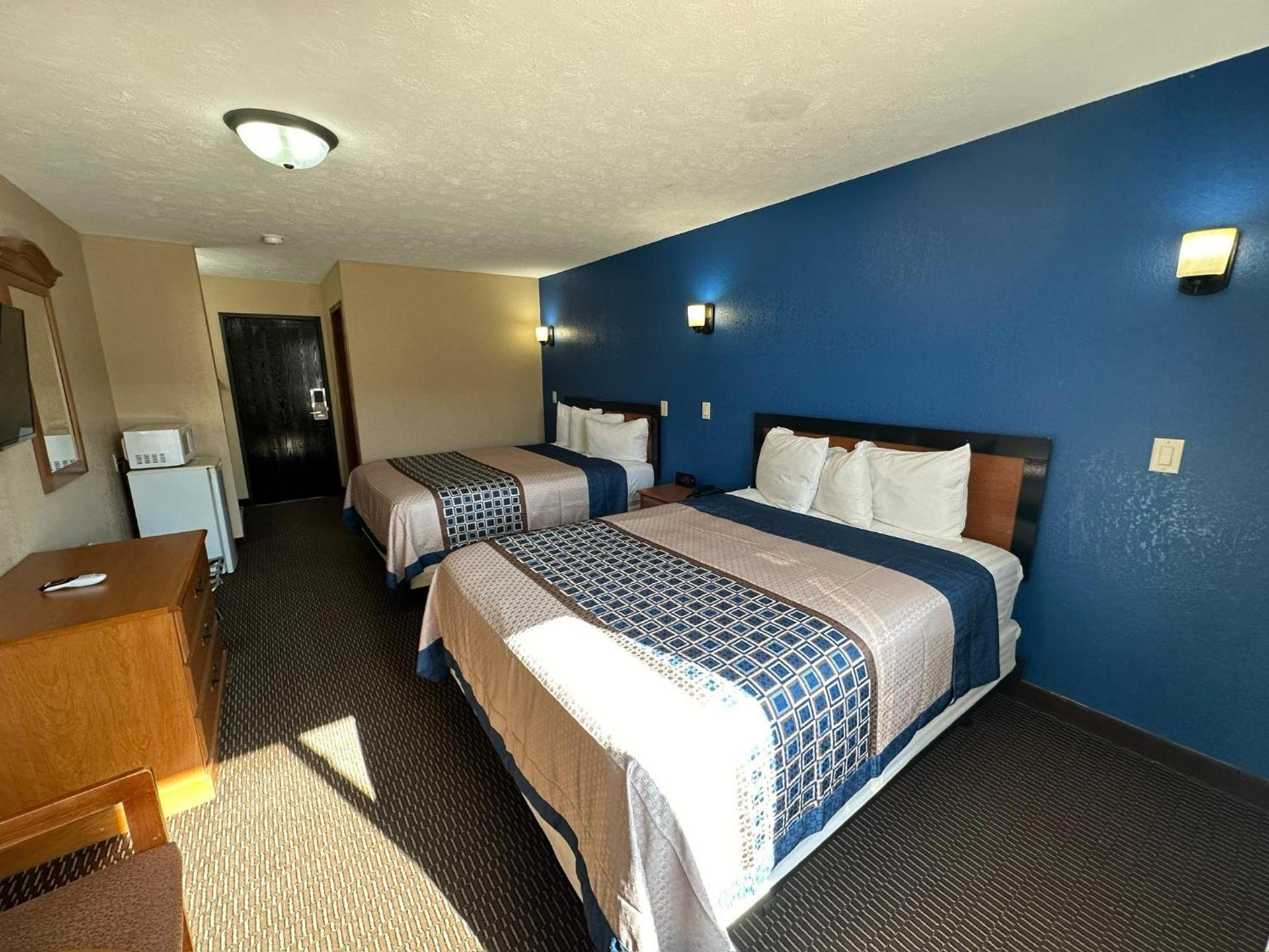 Eco-Lux Inn Norfolk photo 2