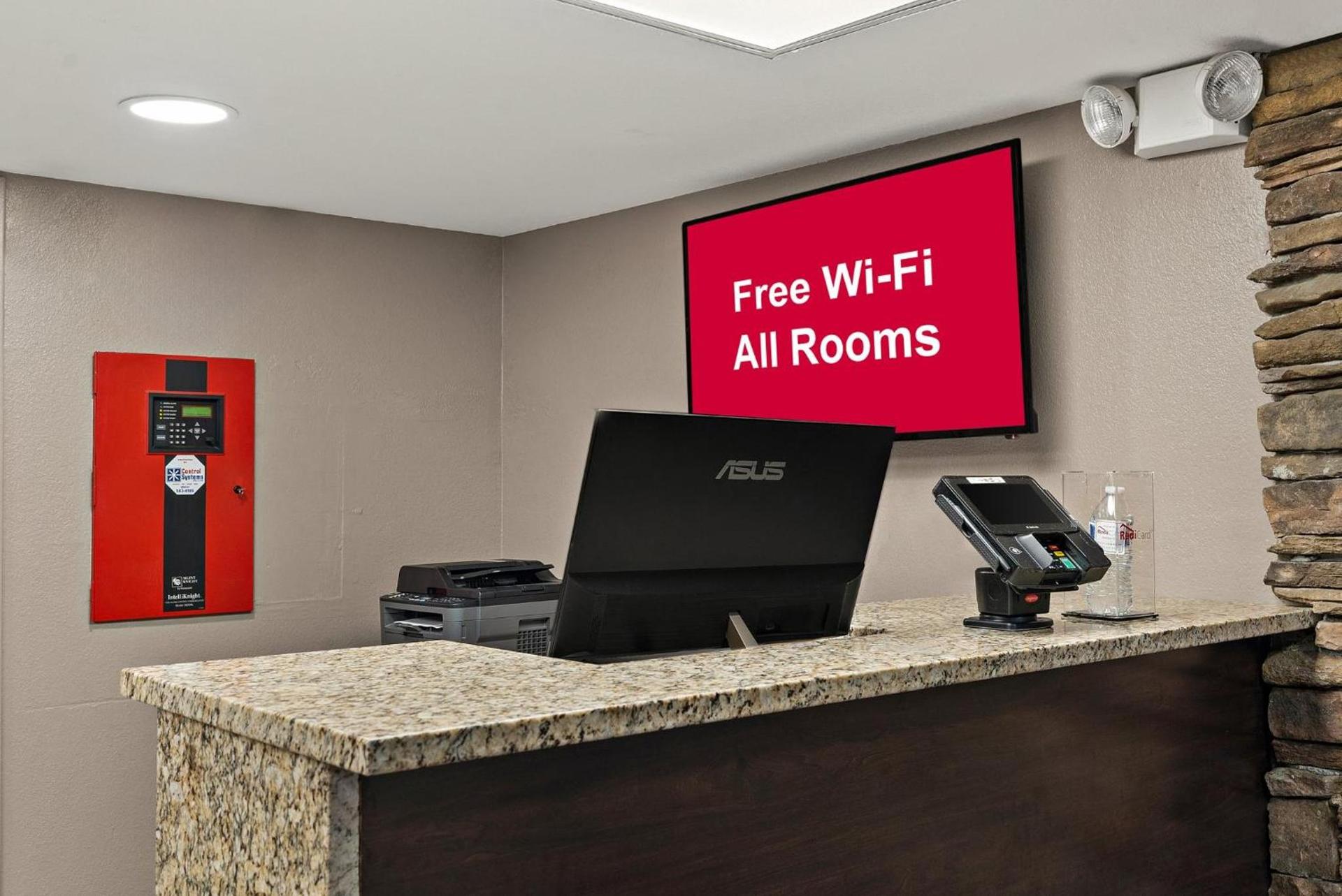 Red Roof Inn Spartanburg - I-85 photo 13