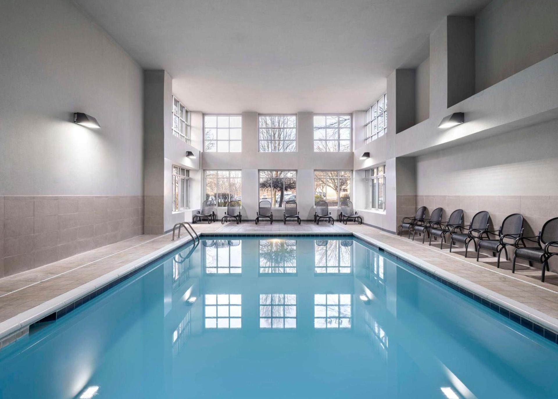 Homewood Suites Columbus - Airport photo 9