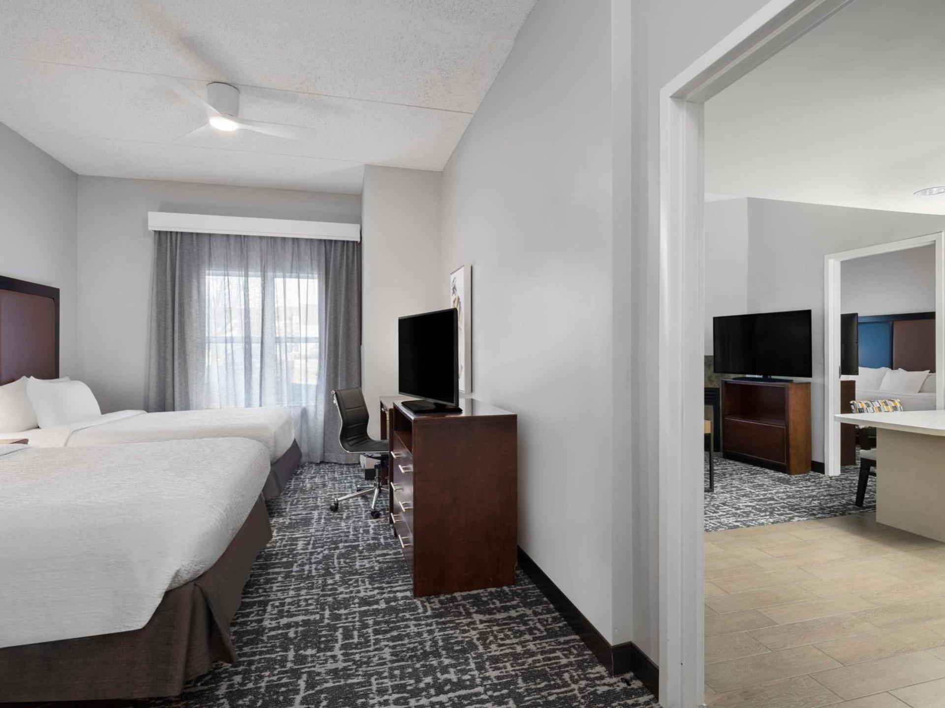 Homewood Suites Columbus - Airport photo 22