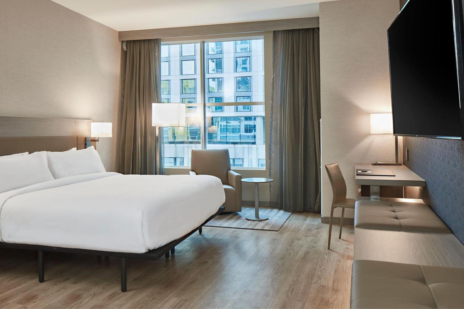 AC Hotel Nashville Downtown photo 11