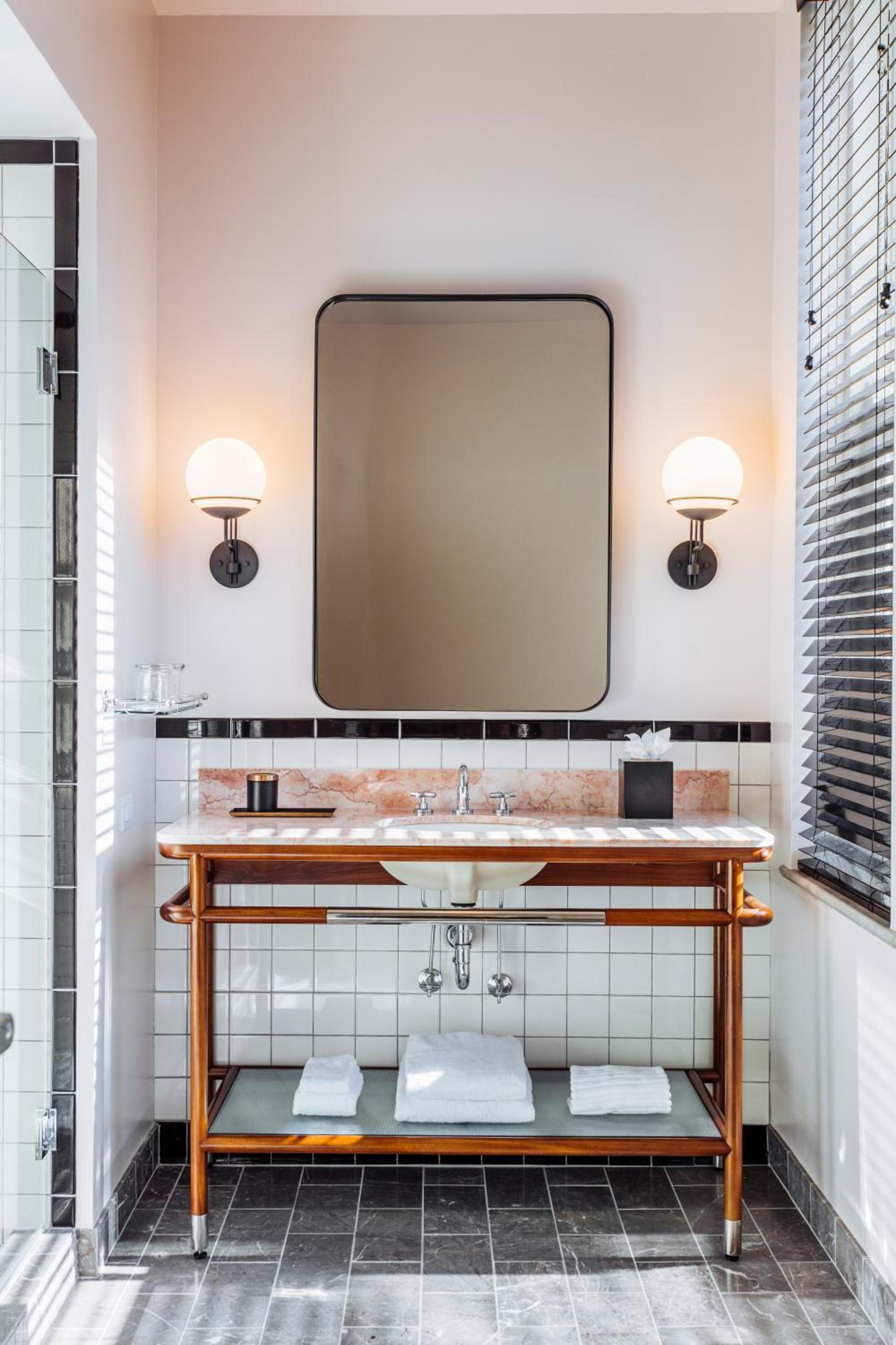 The Candler Hotel Atlanta, Curio Collection by Hilton photo 55