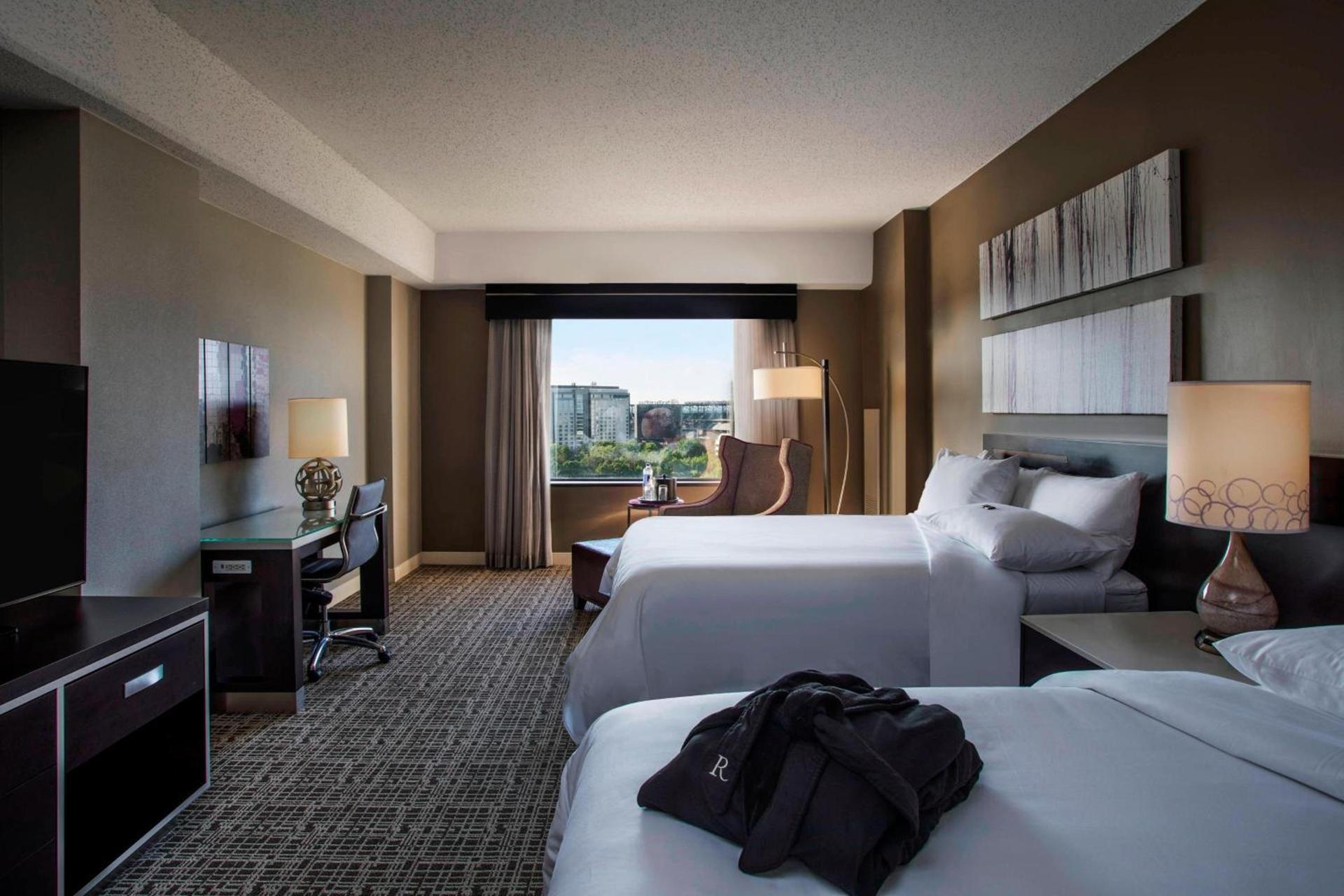 Renaissance Atlanta Waverly Hotel & Convention Center photo 13