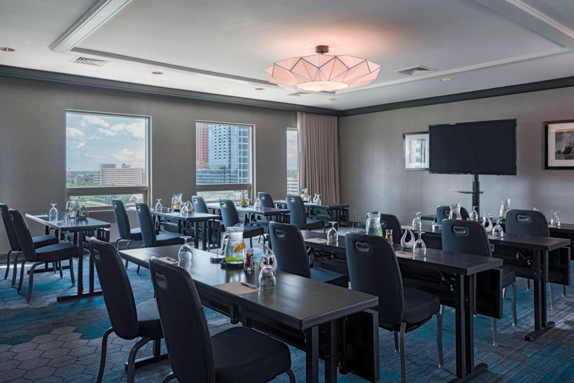 Renaissance Baltimore Harborplace Hotel photo 27