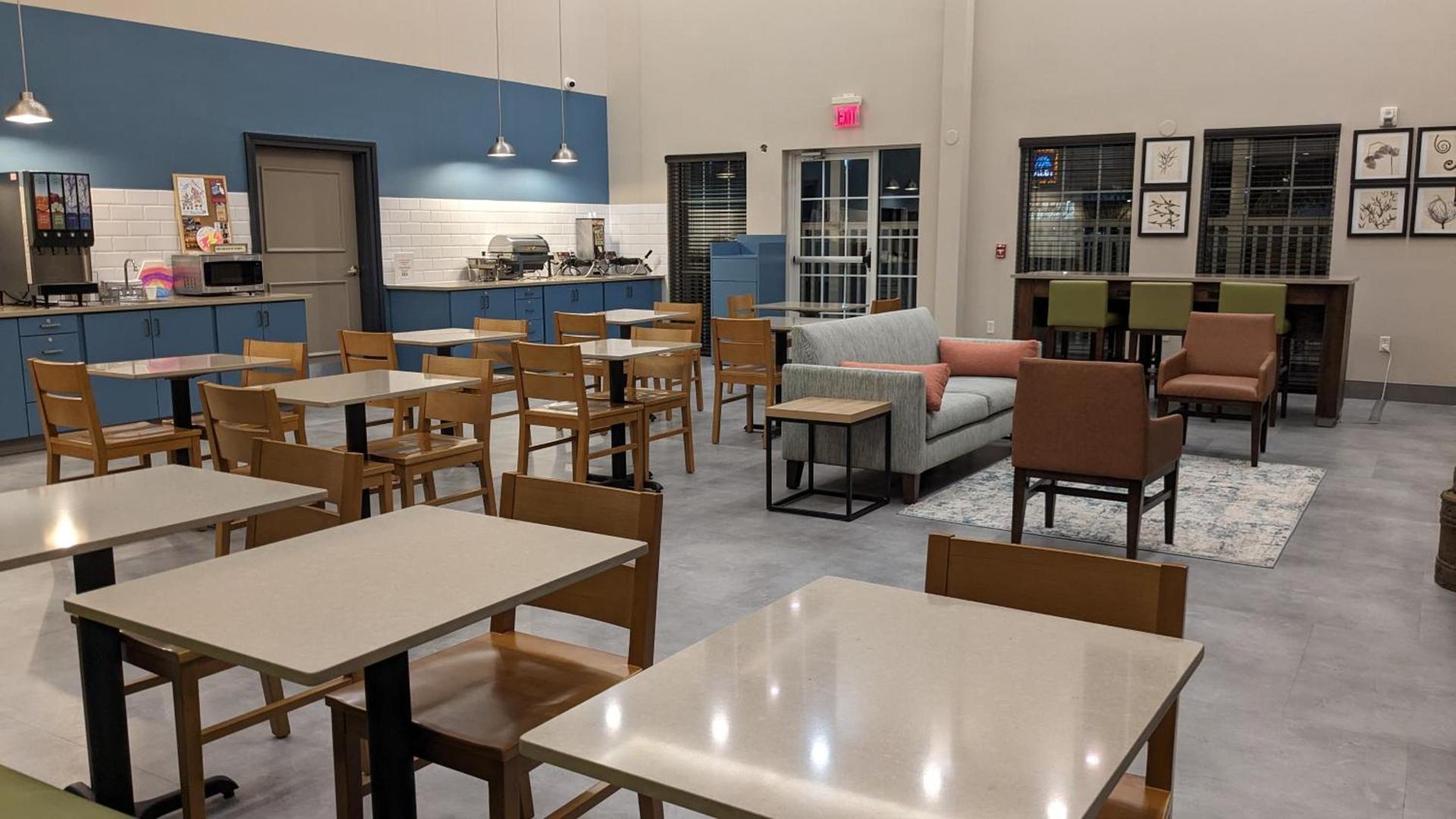 Country Inn & Suites by Radisson, Covington, LA photo 57