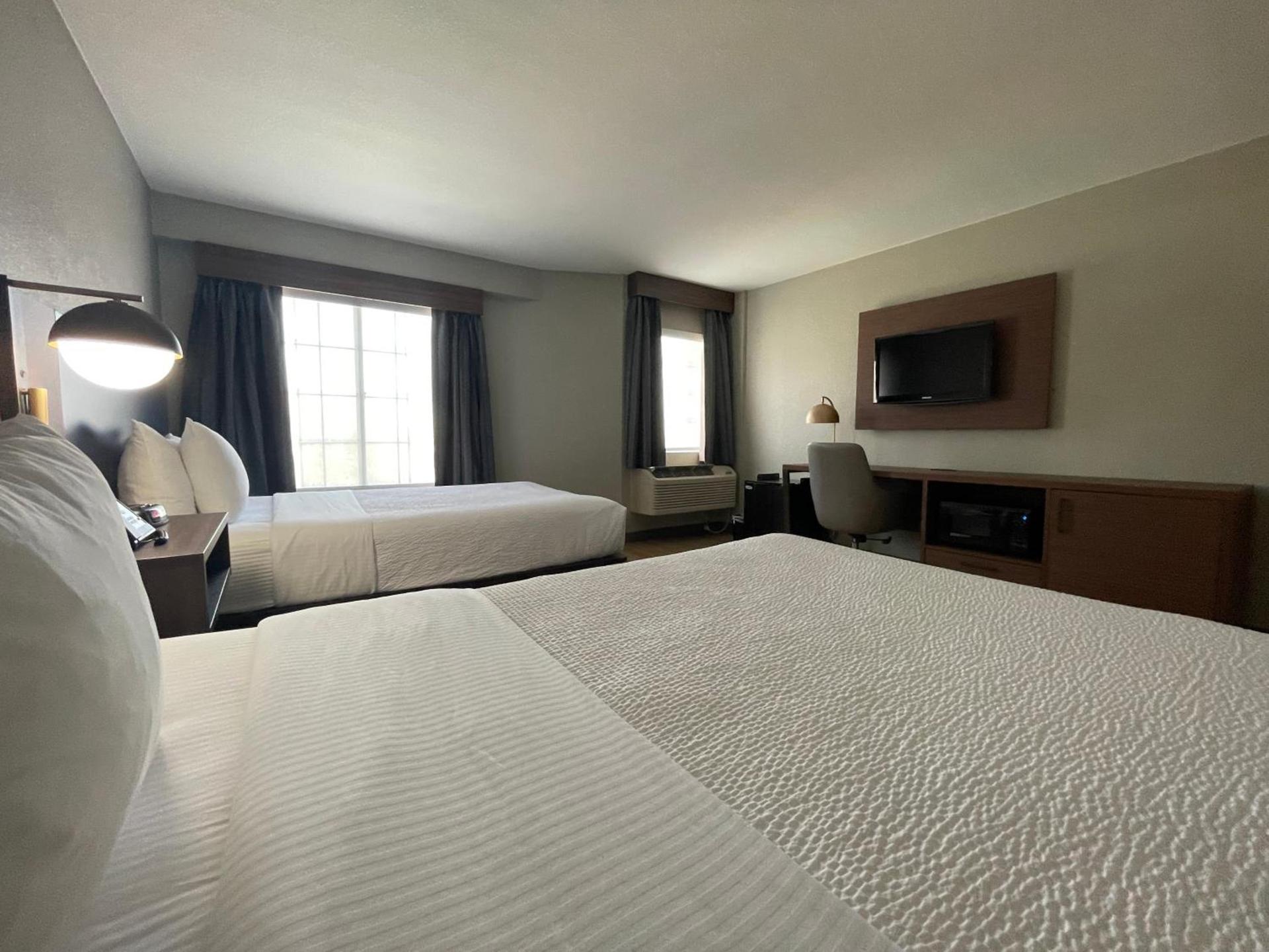 La Quinta by Wyndham Dallas DFW Airport North photo 33