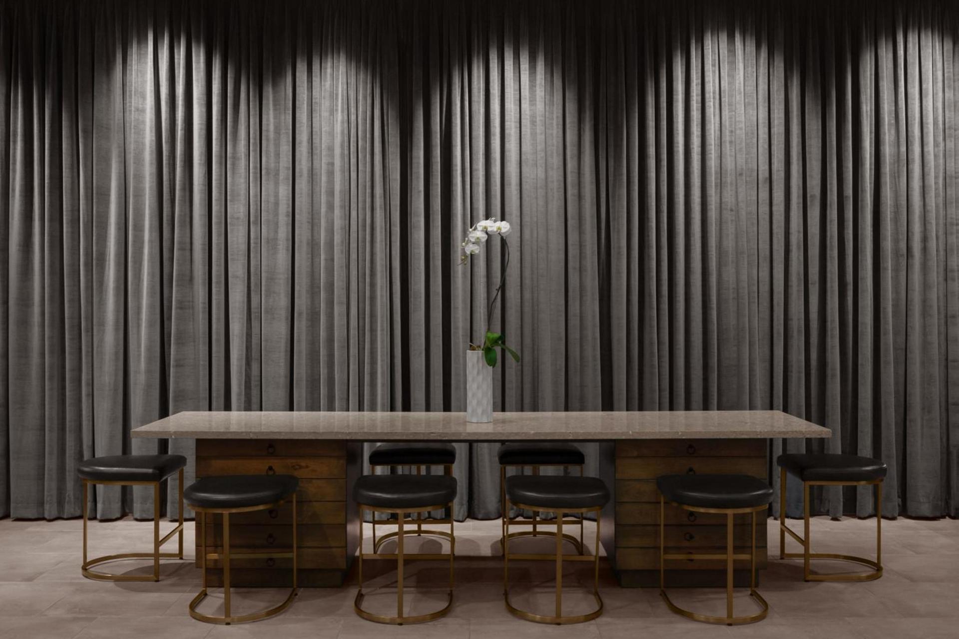 Renaissance Chicago North Shore Hotel photo 42
