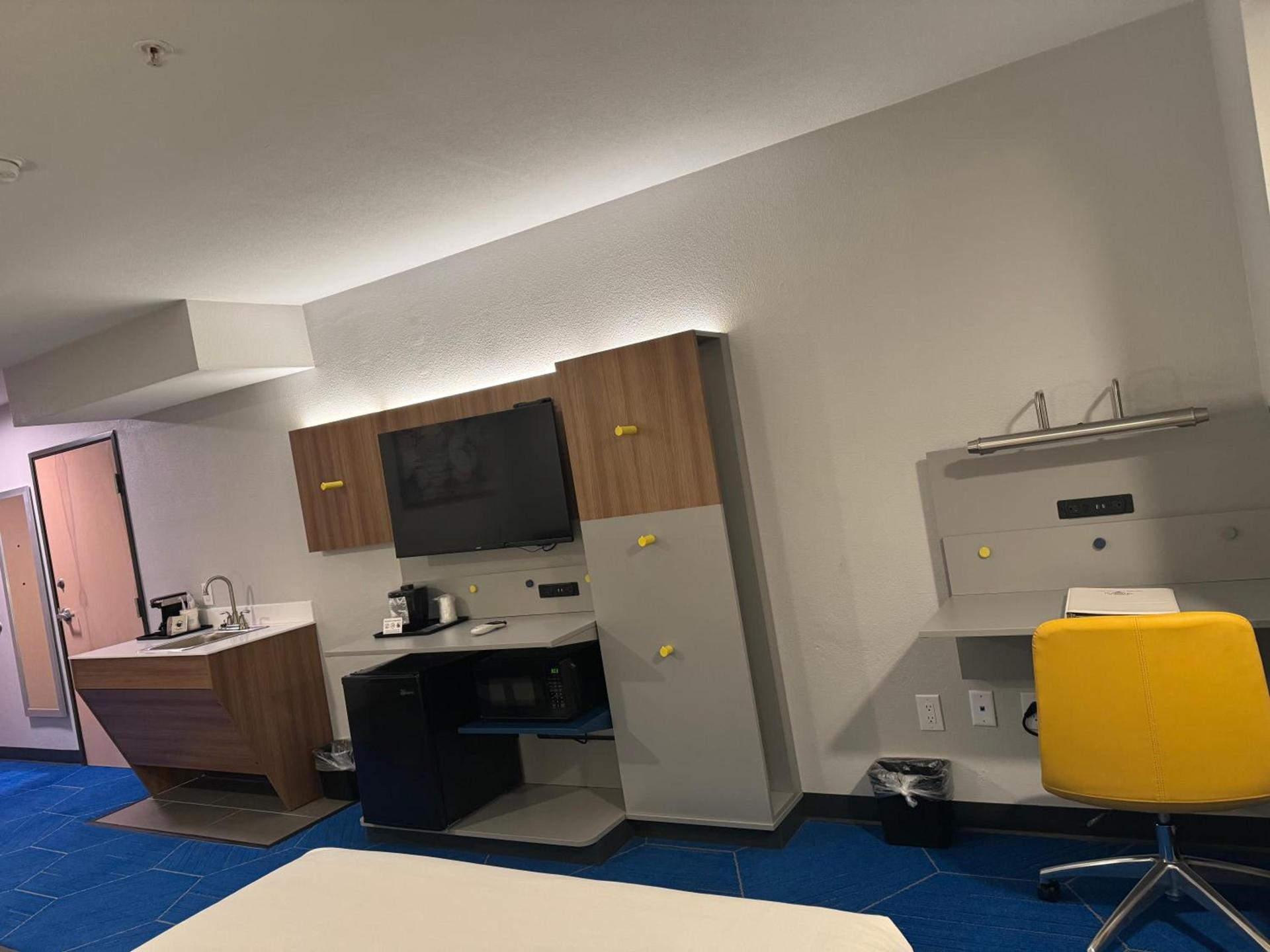 Microtel Inn and Suites Independence photo 33