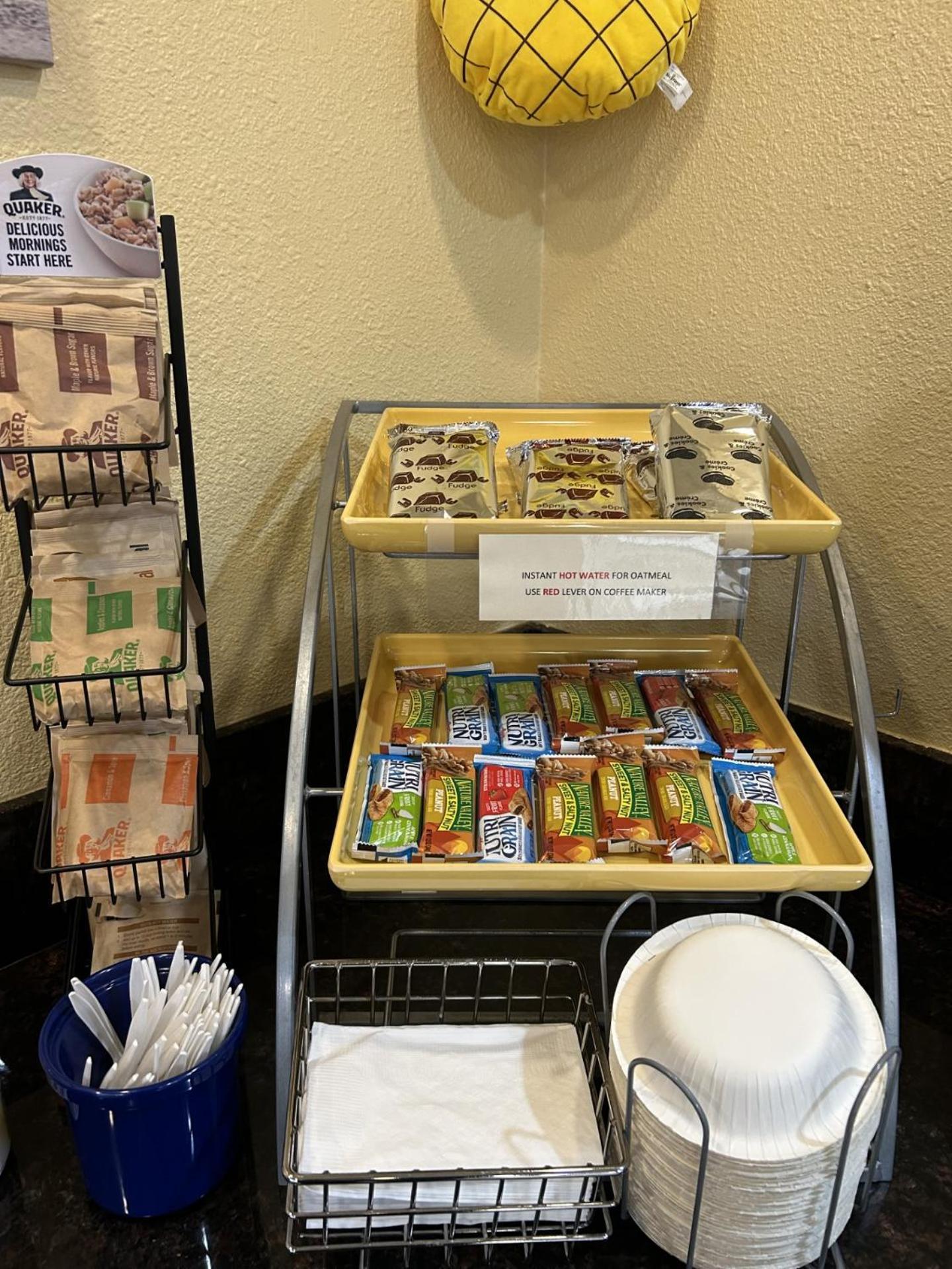 Days Inn by Wyndham Turlock photo 23