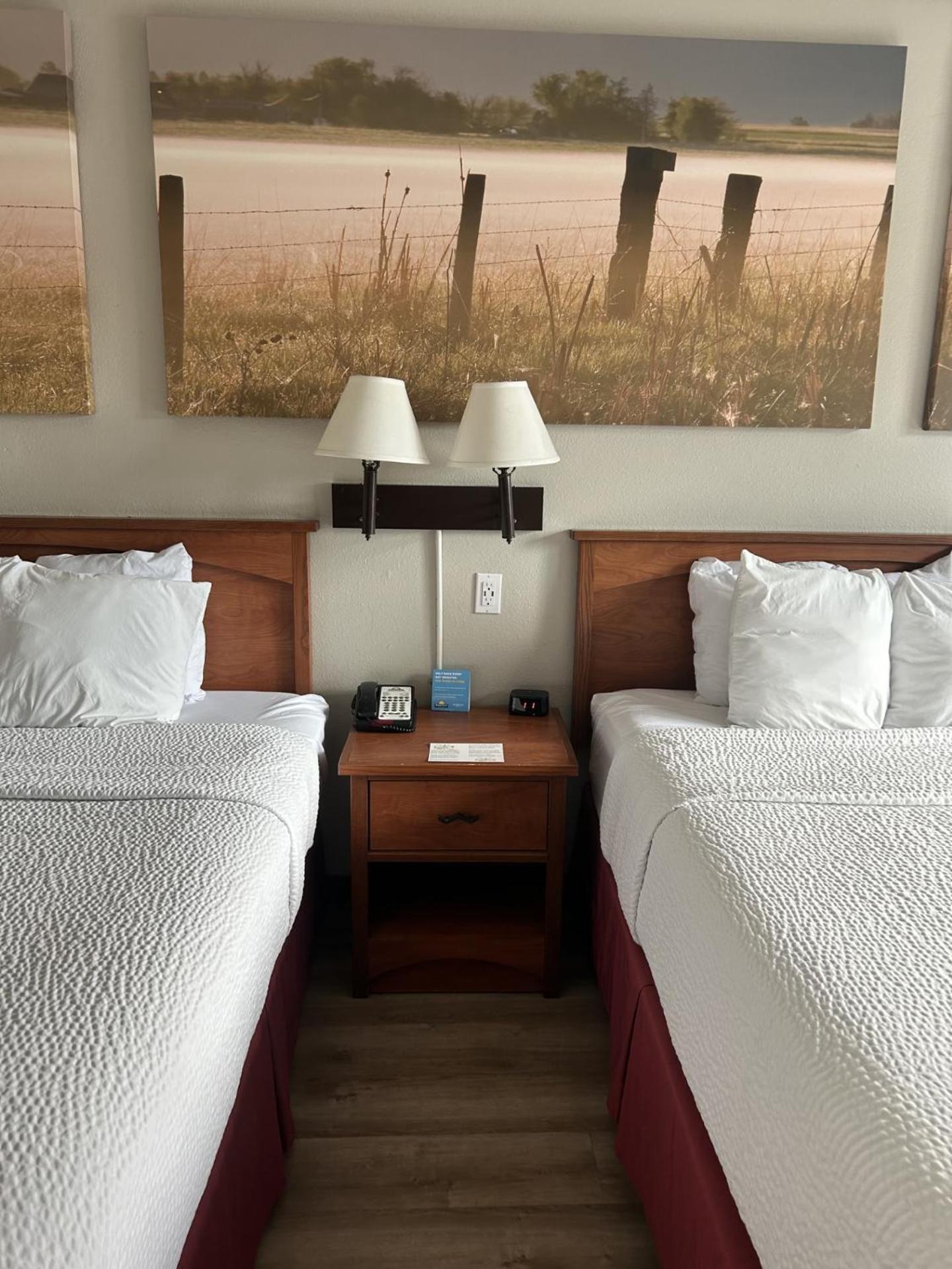 Days Inn by Wyndham Turlock photo 22