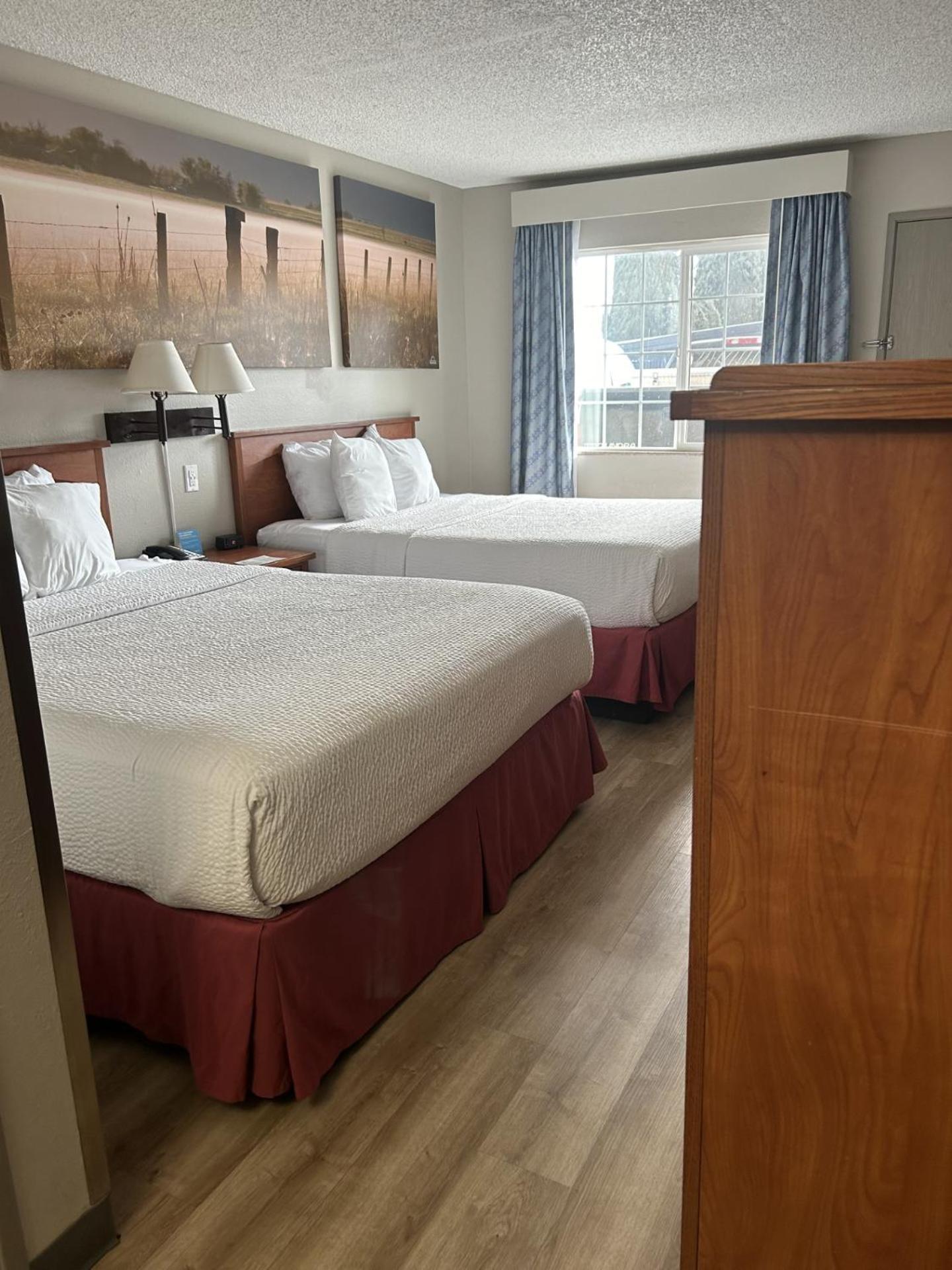 Days Inn by Wyndham Turlock photo 15