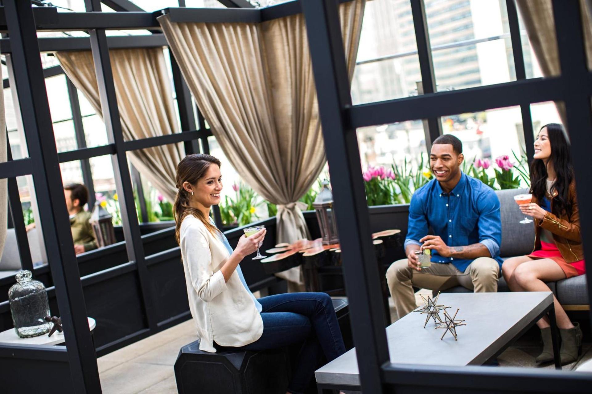 Renaissance Chicago Downtown Hotel photo 32
