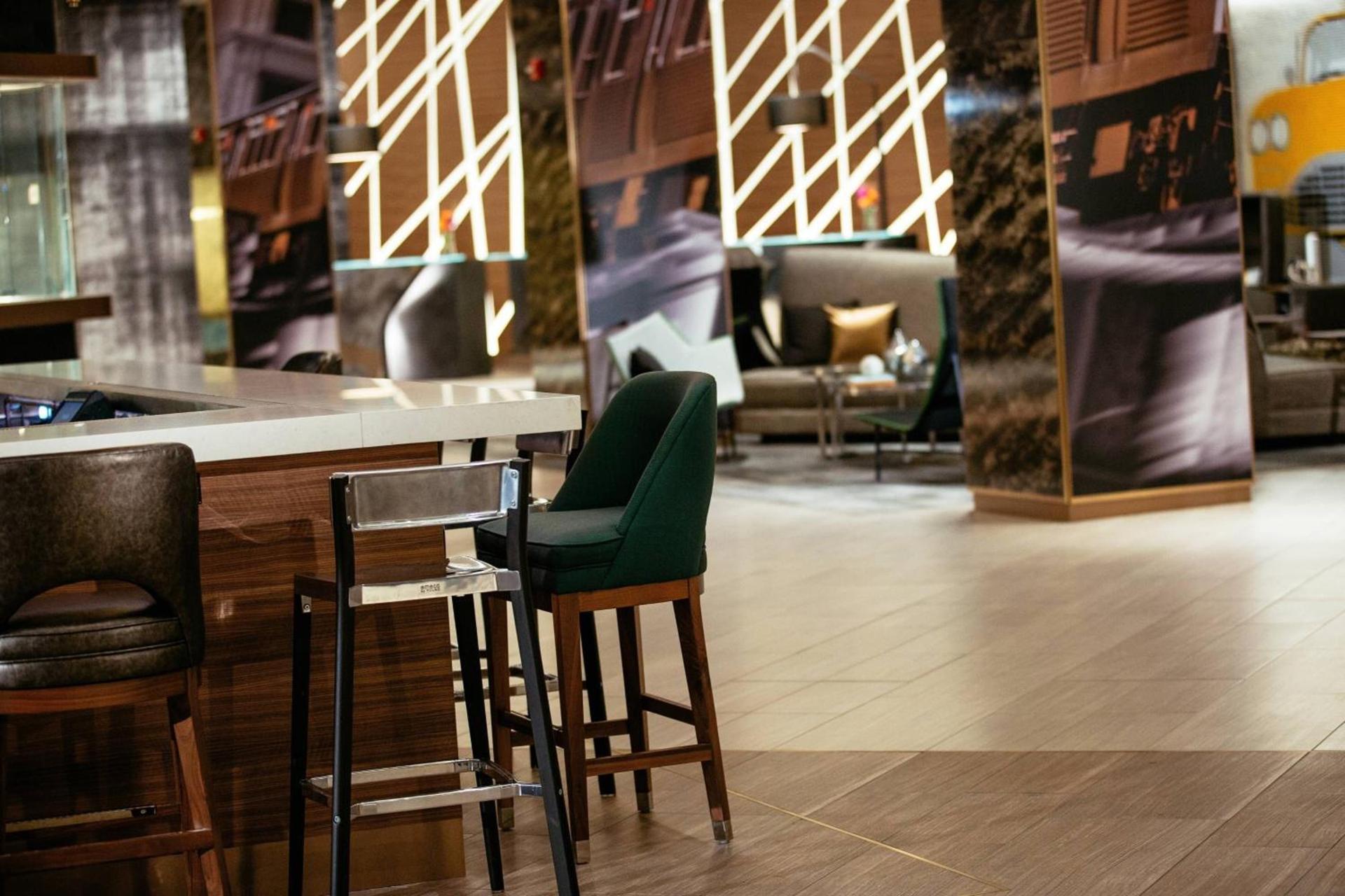 Renaissance Chicago Downtown Hotel photo 31
