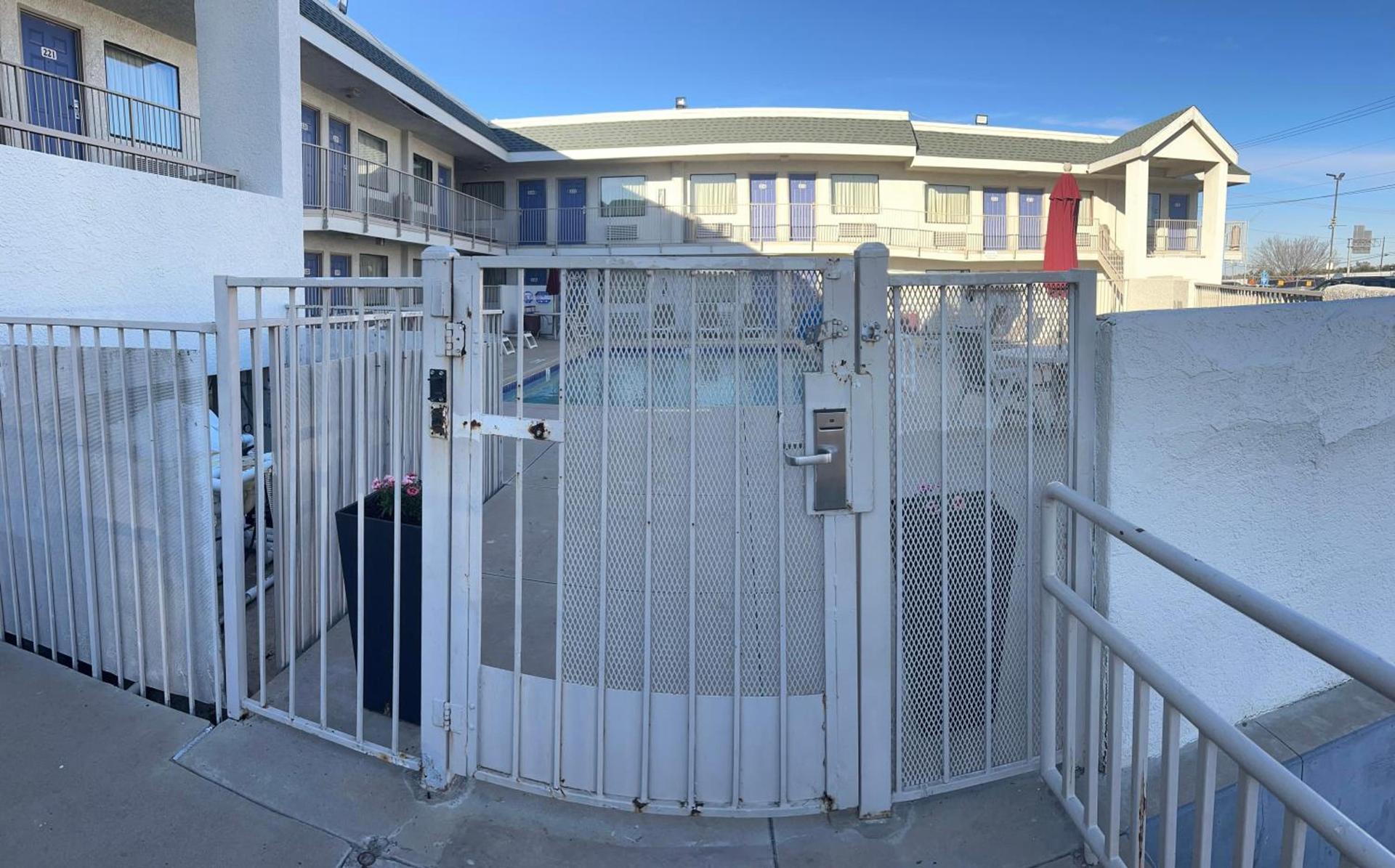 Motel 6-Austin, TX - North Central photo 61