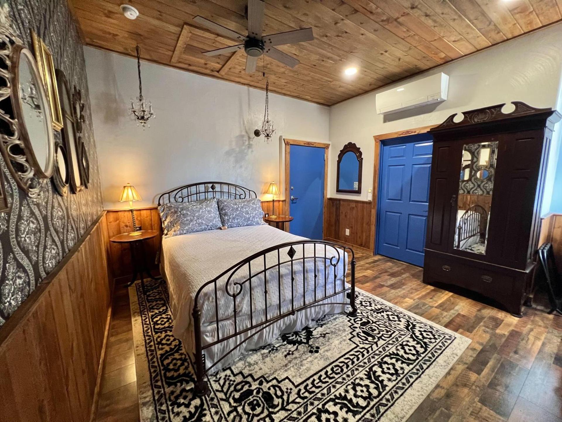 The Russ House photo 18