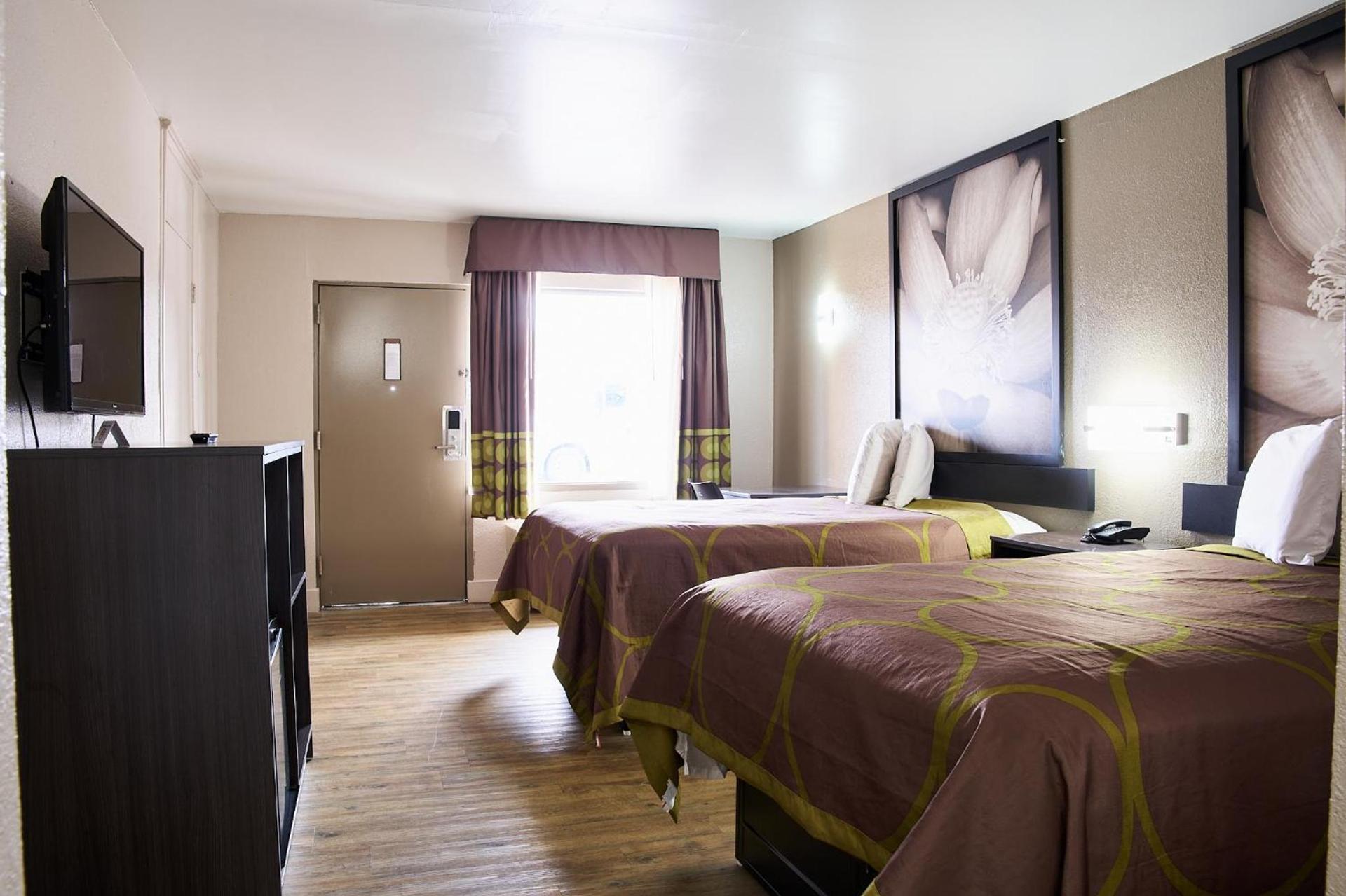 Super 8 by Wyndham Garysburg/Roanoke Rapids photo 14