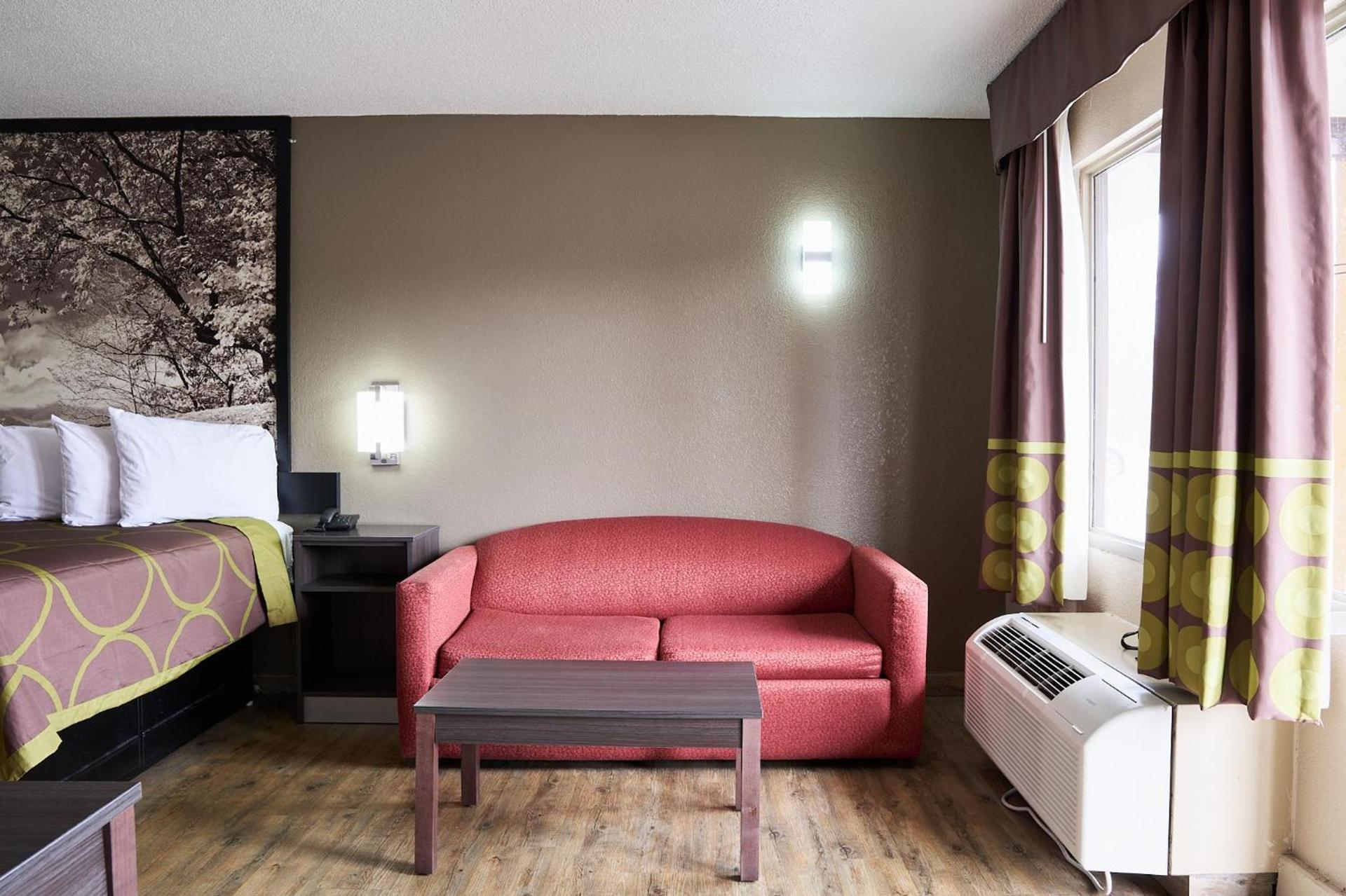 Super 8 by Wyndham Garysburg/Roanoke Rapids photo 23