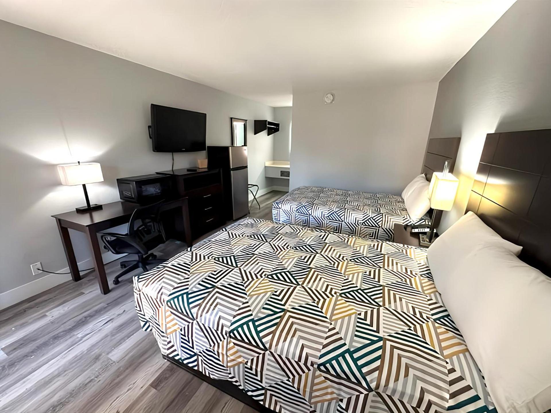 Motel 6 Chickasha, OK photo 23