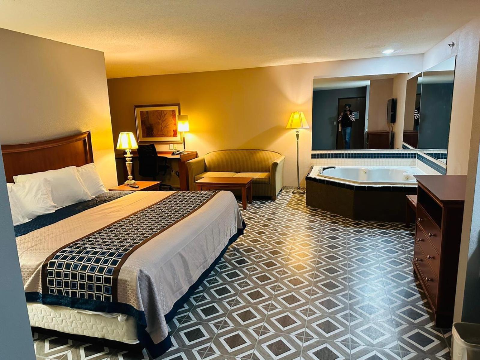 Royal Inn Suites photo 24
