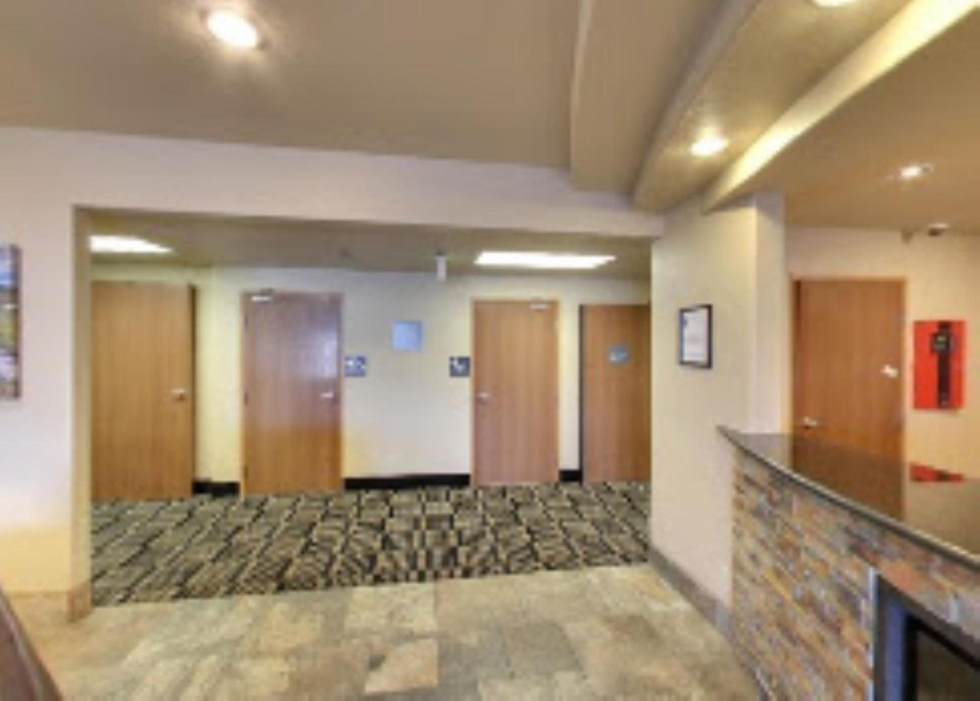 Comfort Inn & Suites Gunnison-Crested Butte photo 74