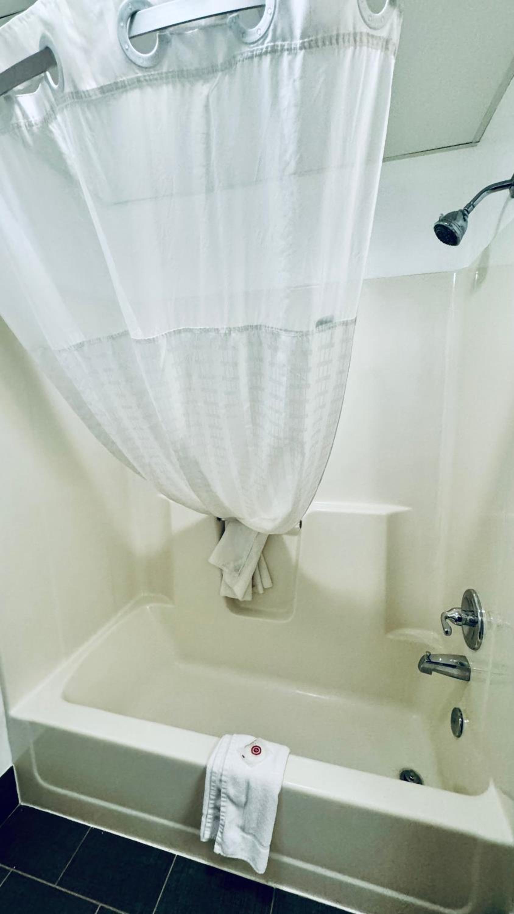 Forest City Inn photo 13