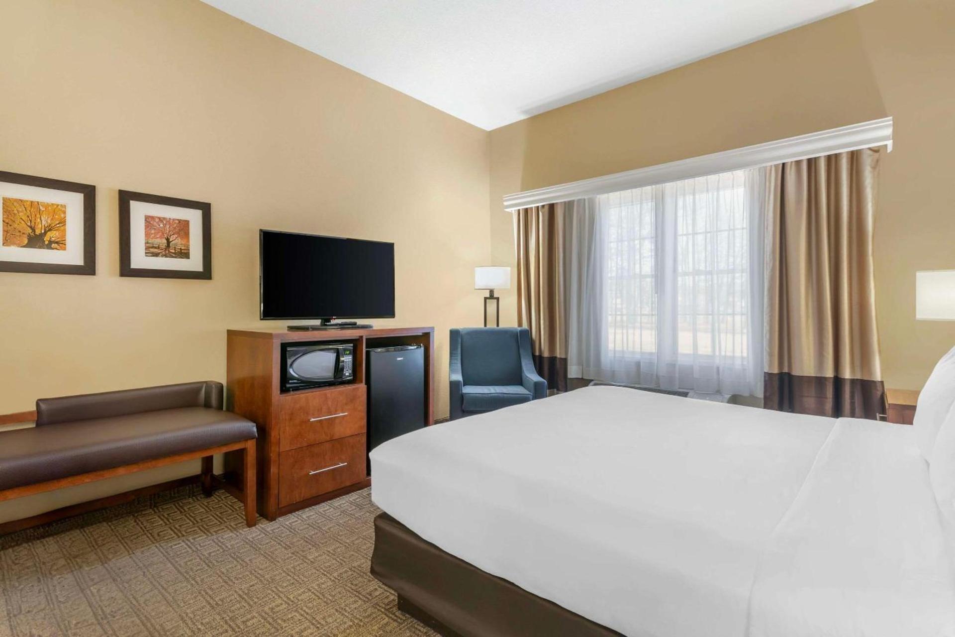 Comfort Inn & Suites Dover-Portsmouth photo 15