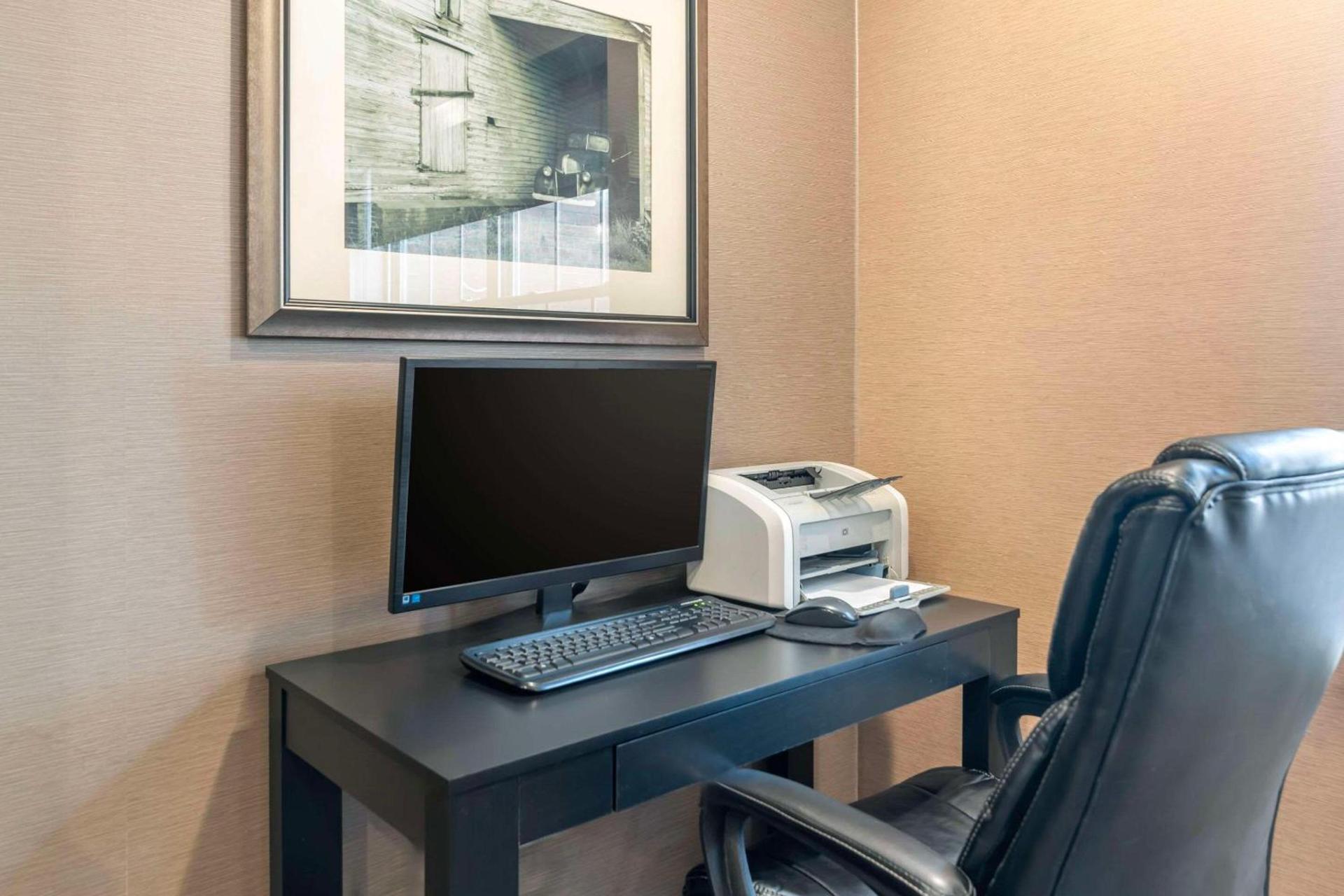 Comfort Inn & Suites Dover-Portsmouth photo 34