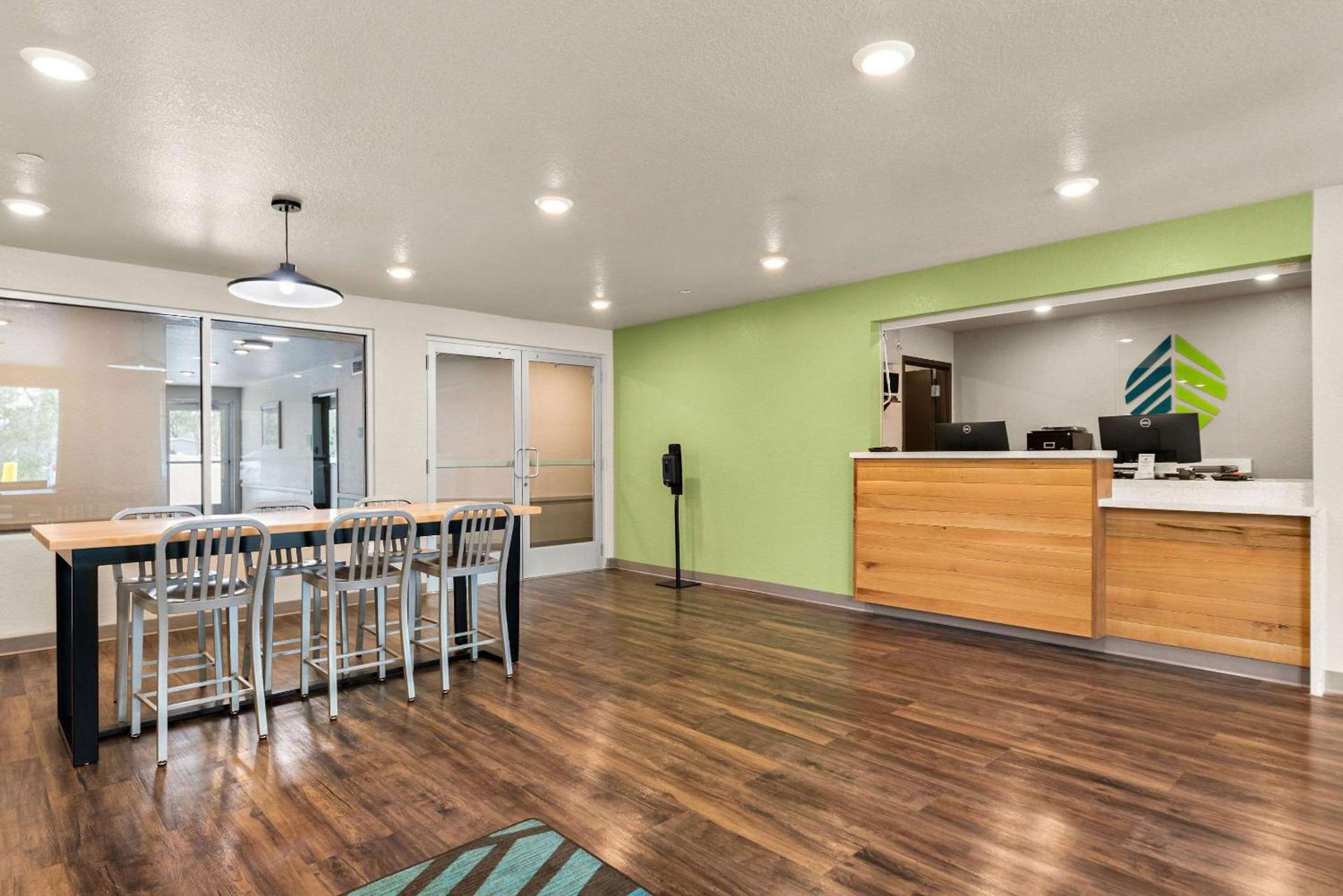 WoodSpring Suites Port Orange - Daytona Beach photo 7