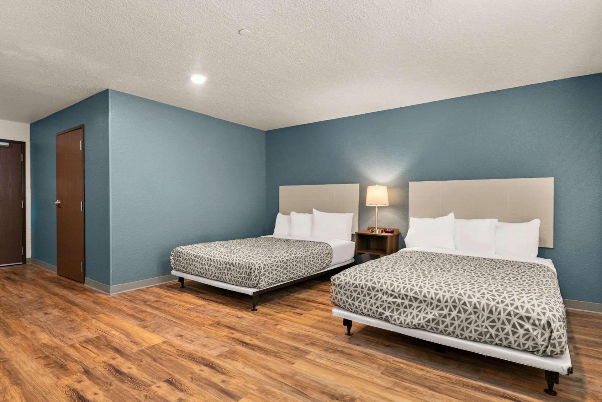 WoodSpring Suites Port Orange - Daytona Beach photo 17
