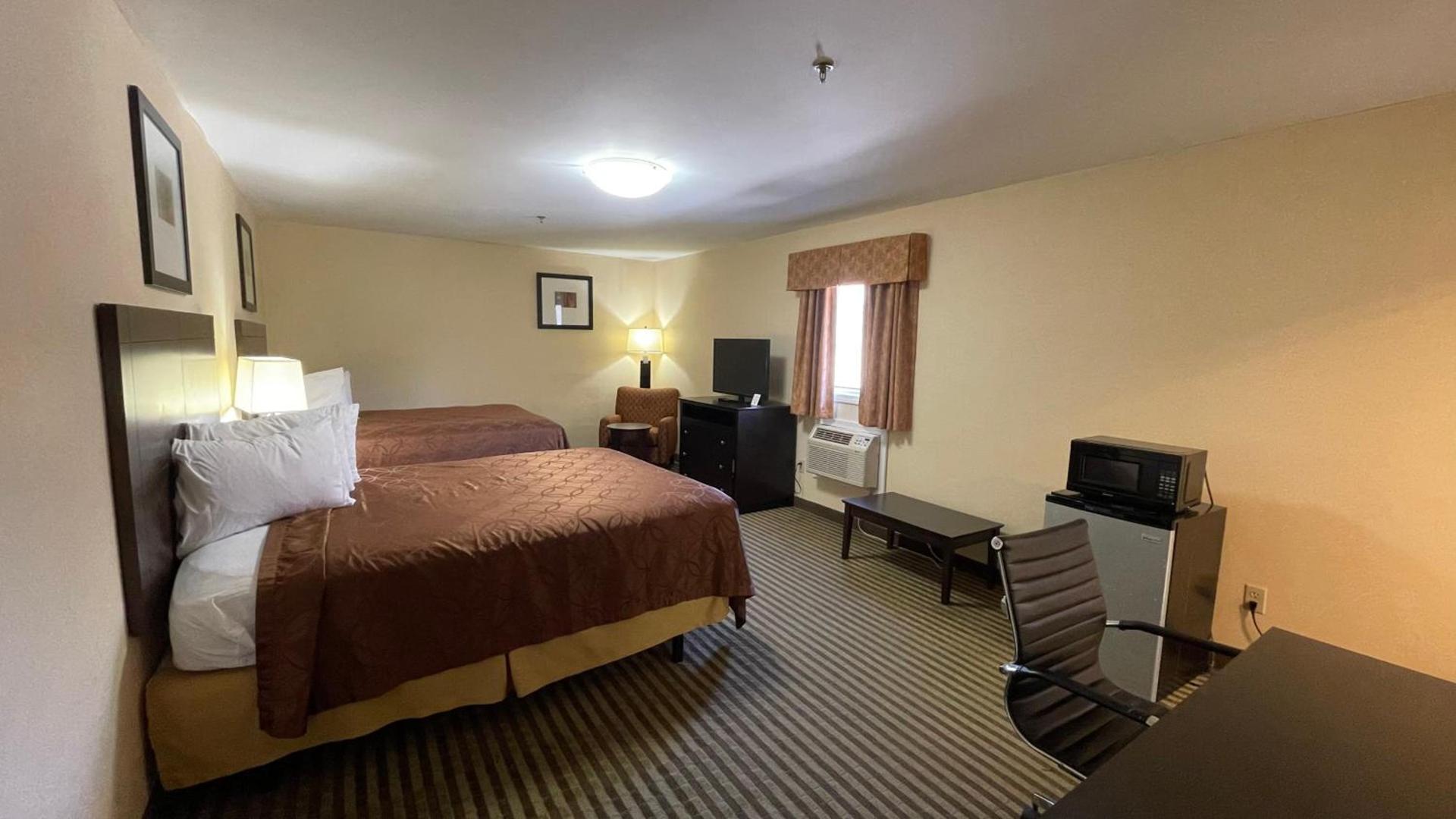 Whitney Inn & Suites photo 22