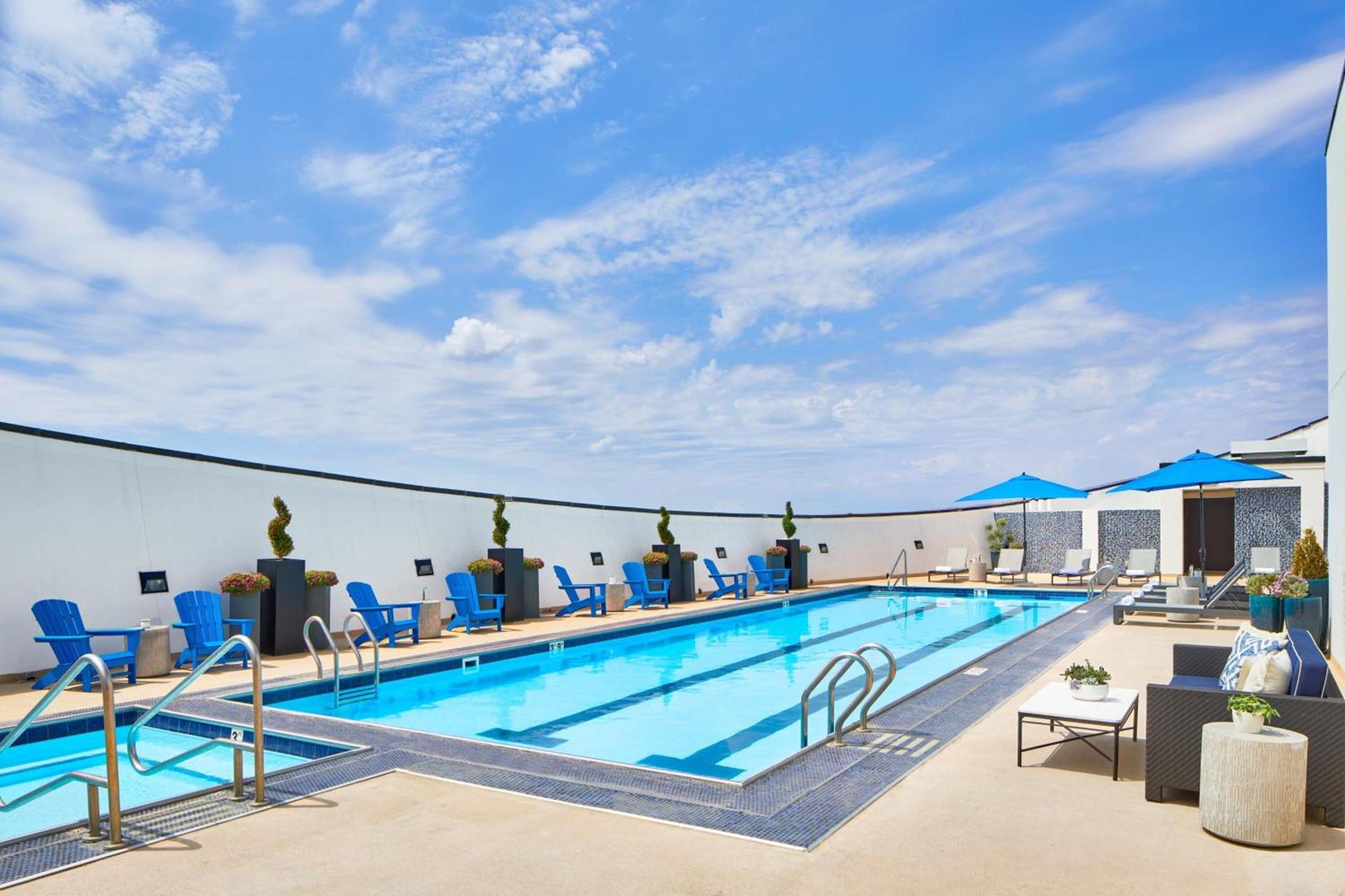Renaissance Dallas Hotel photo 55