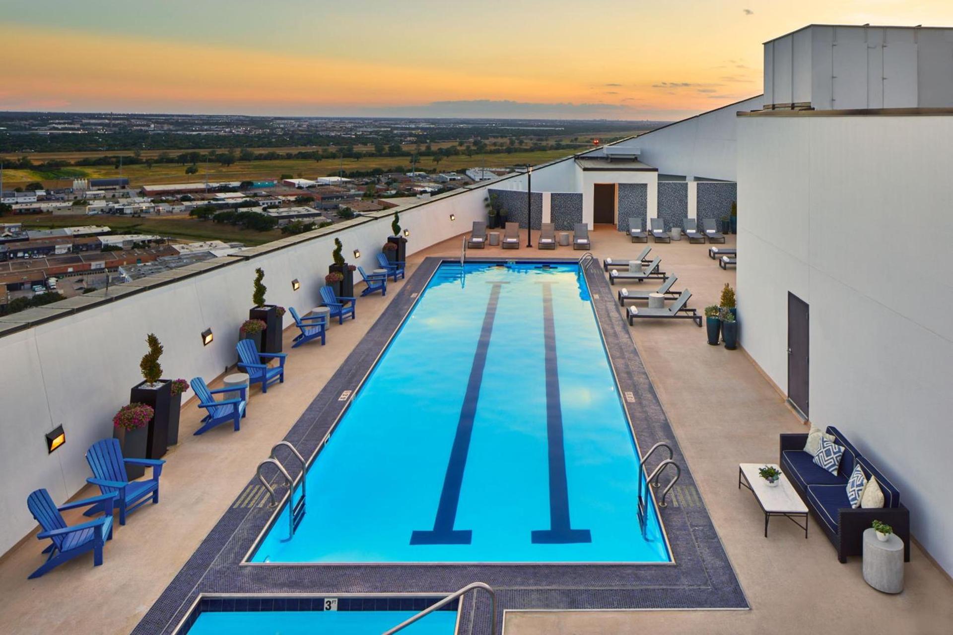 Renaissance Dallas Hotel photo 49
