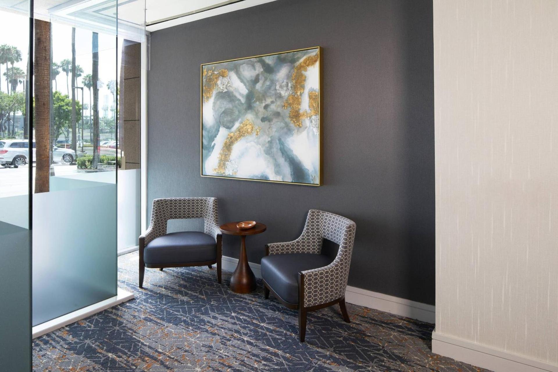 Courtyard by Marriott Los Angeles LAX / Century Boulevard photo 9