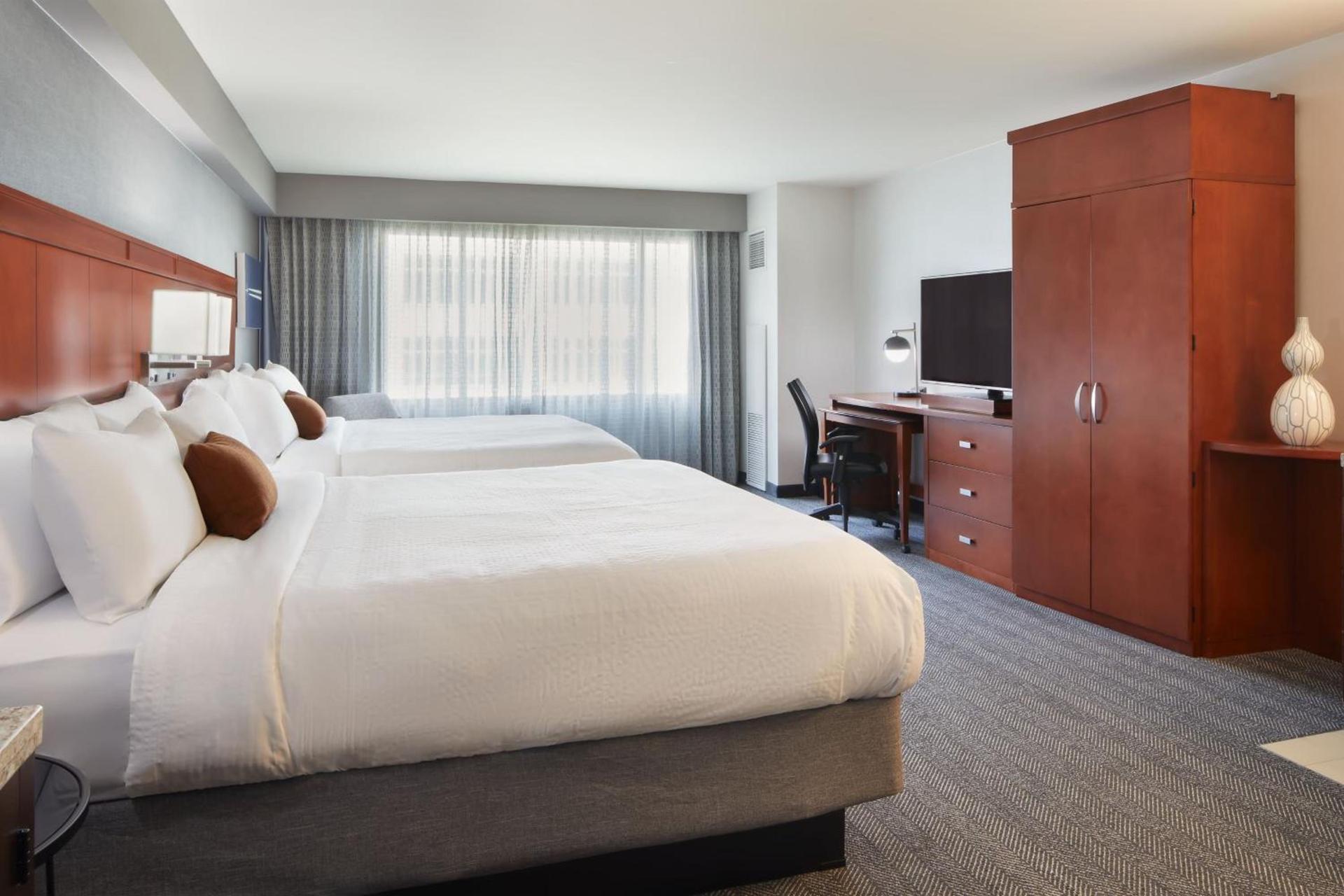 Courtyard by Marriott Los Angeles LAX / Century Boulevard photo 12
