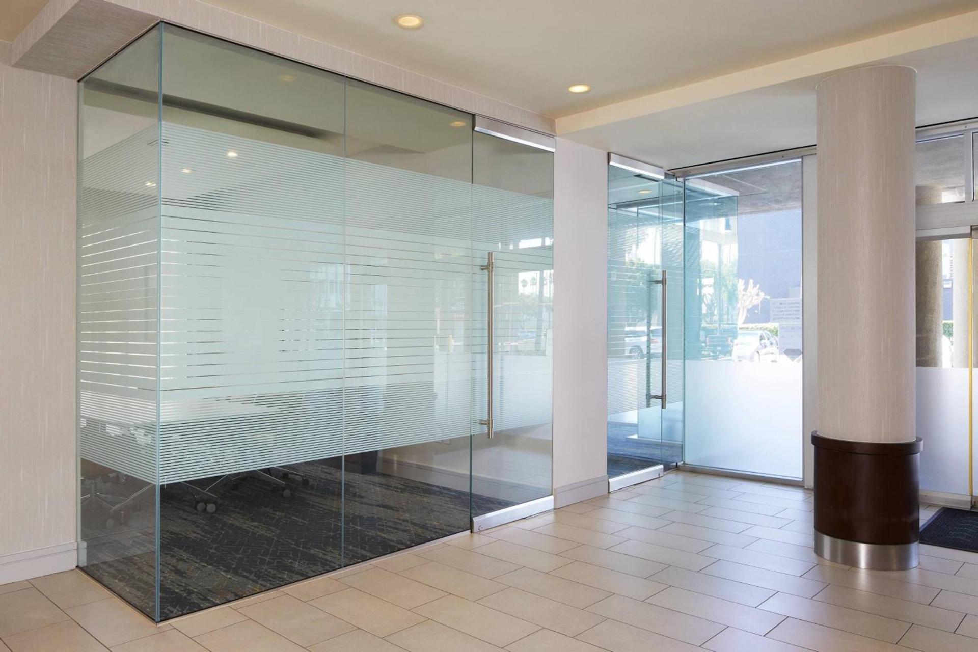 Courtyard by Marriott Los Angeles LAX / Century Boulevard photo 43