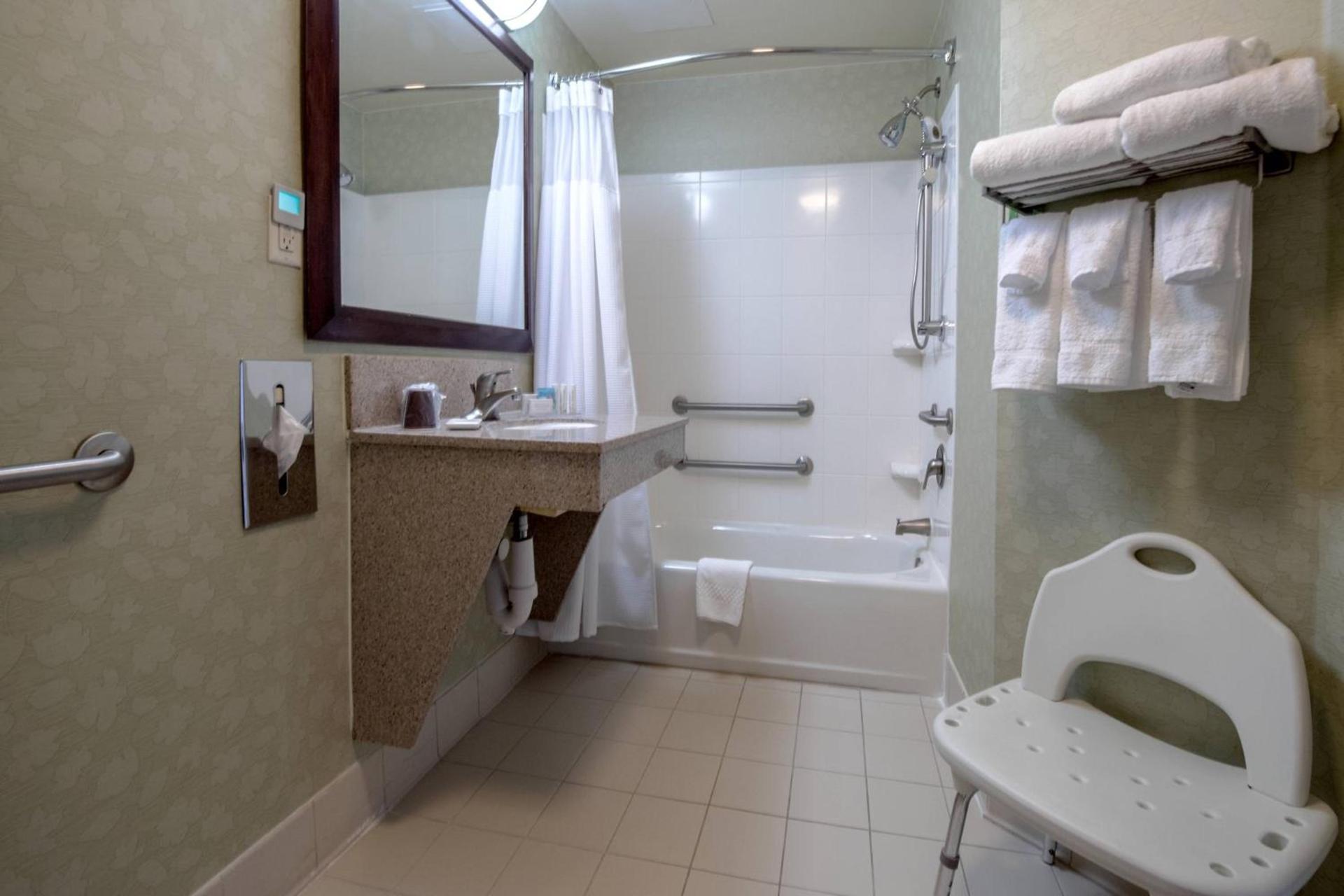 SpringHill Suites by Marriott Greensboro photo 13