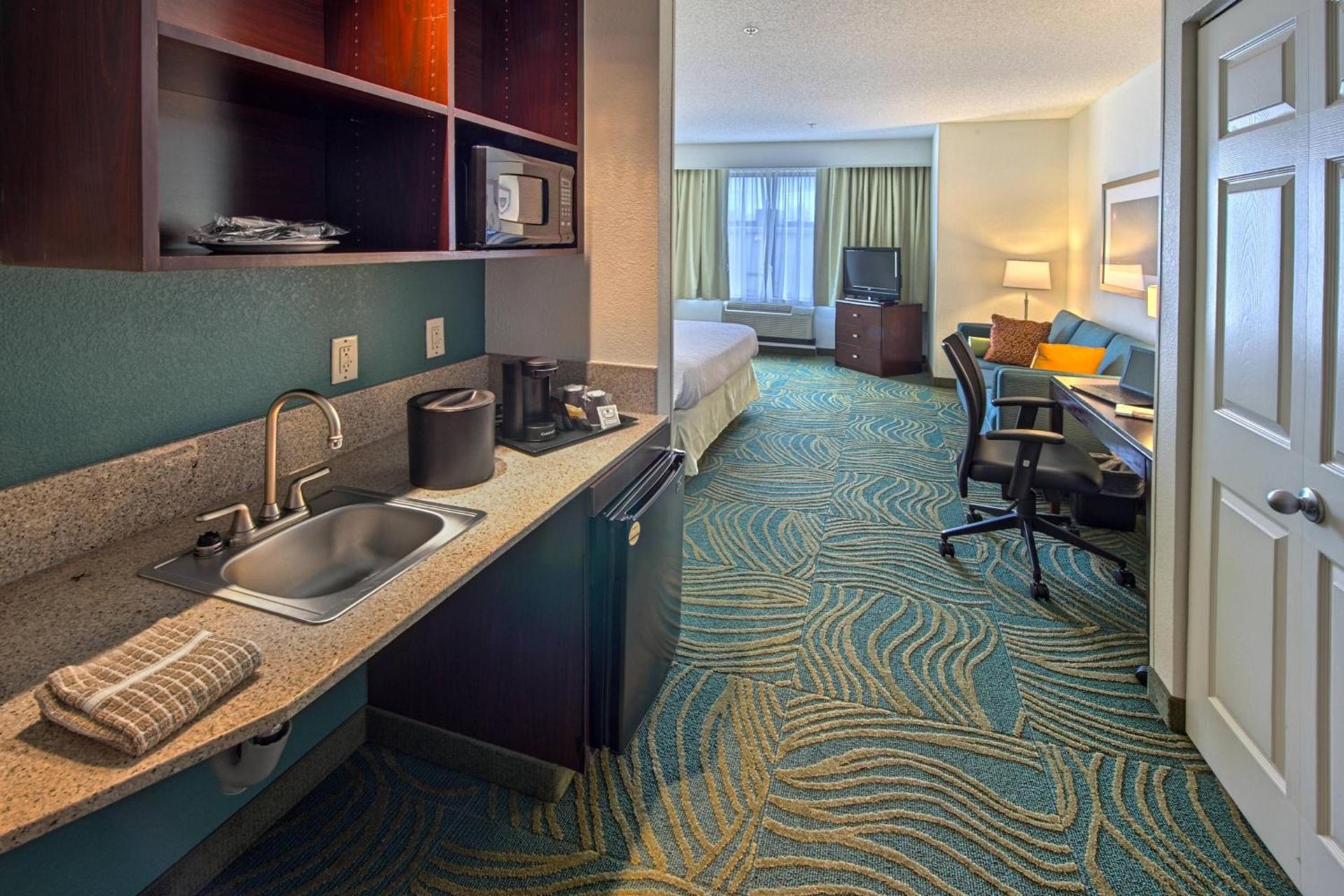 SpringHill Suites by Marriott Greensboro photo 11