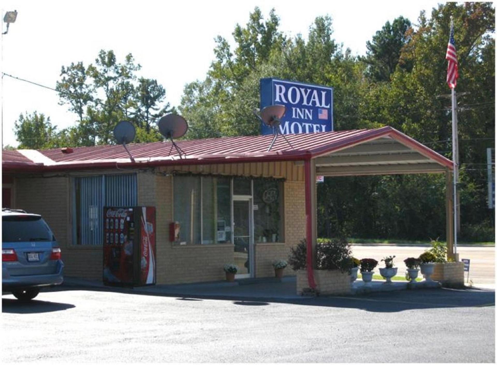 Royal Inn Linden photo 11